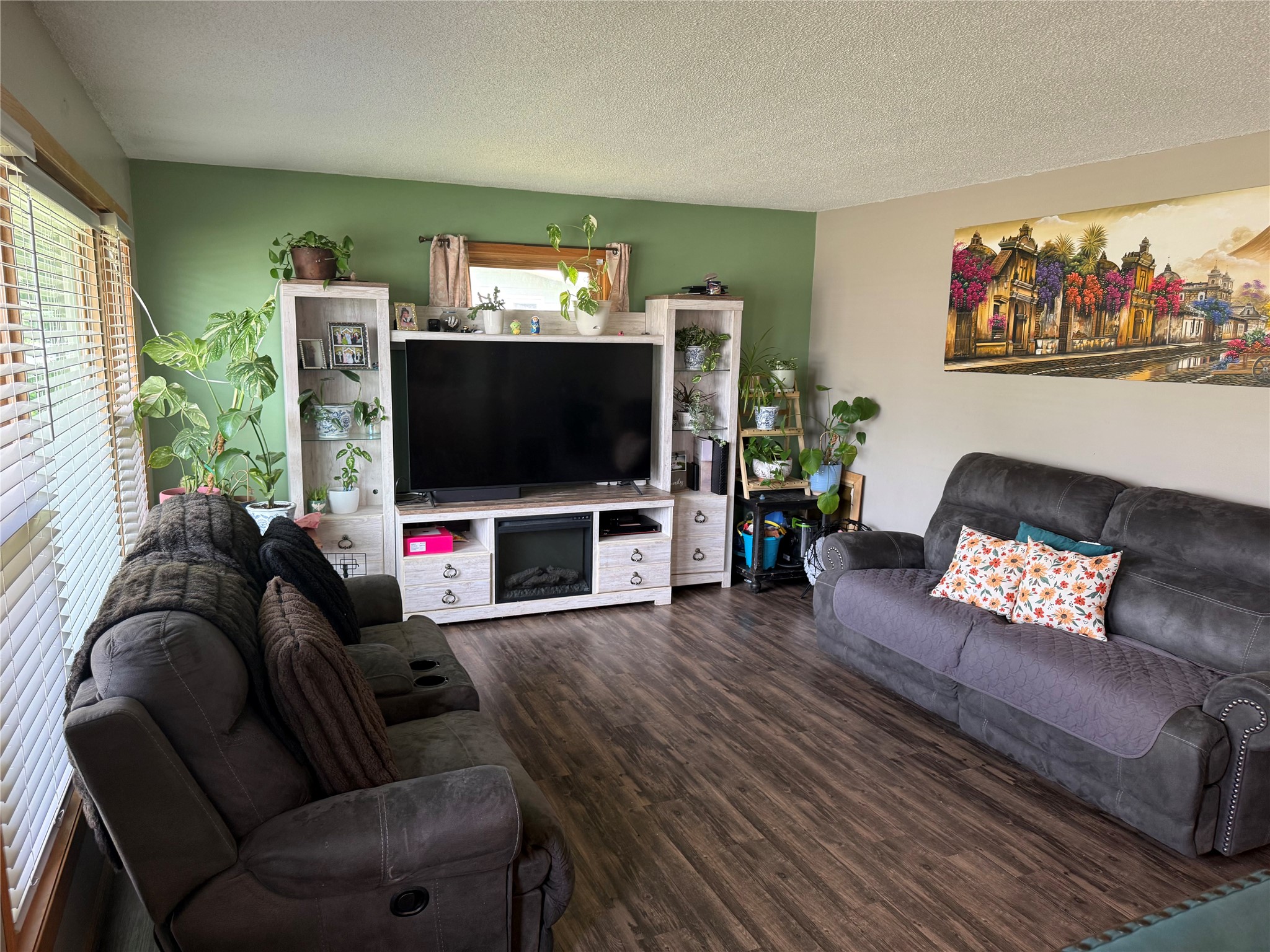 1125 Pleasant Avenue Property Photo 10