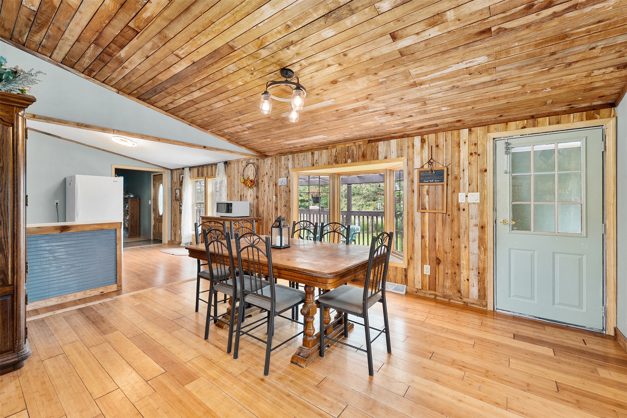 17028 W State Highway 64 Property Photo 4