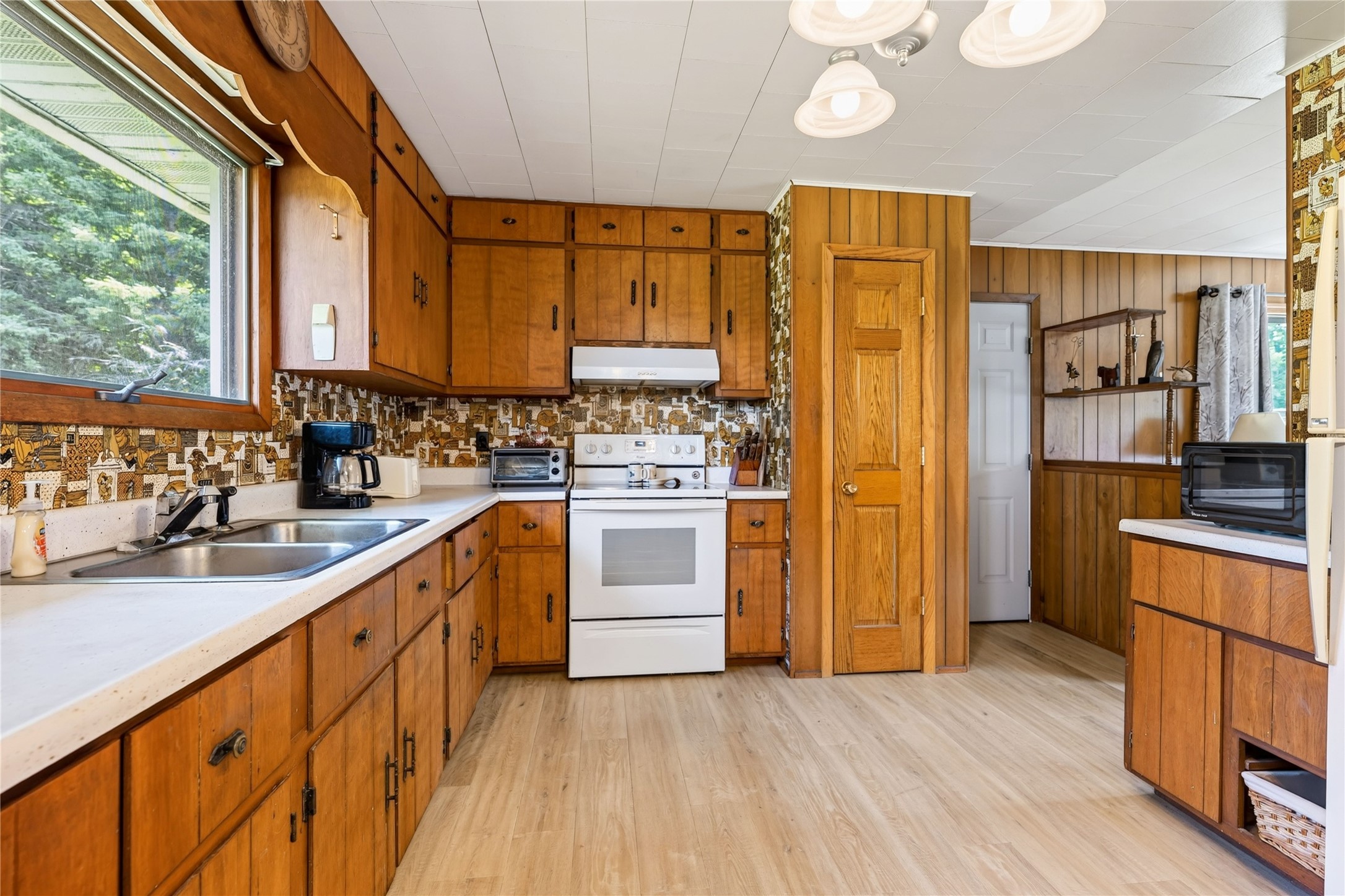N2579 Willow Trail Property Photo 6