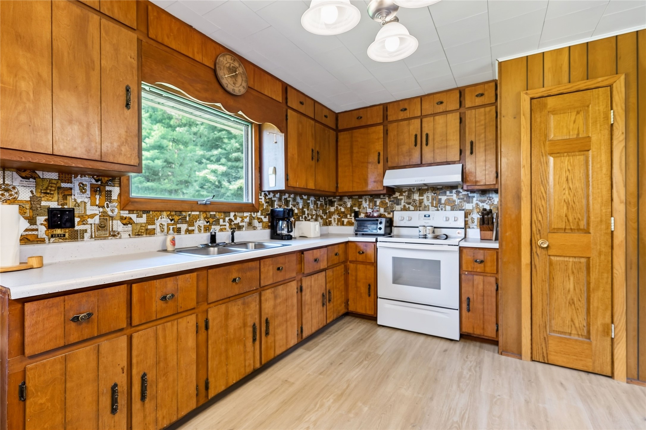 N2579 Willow Trail Property Photo 7