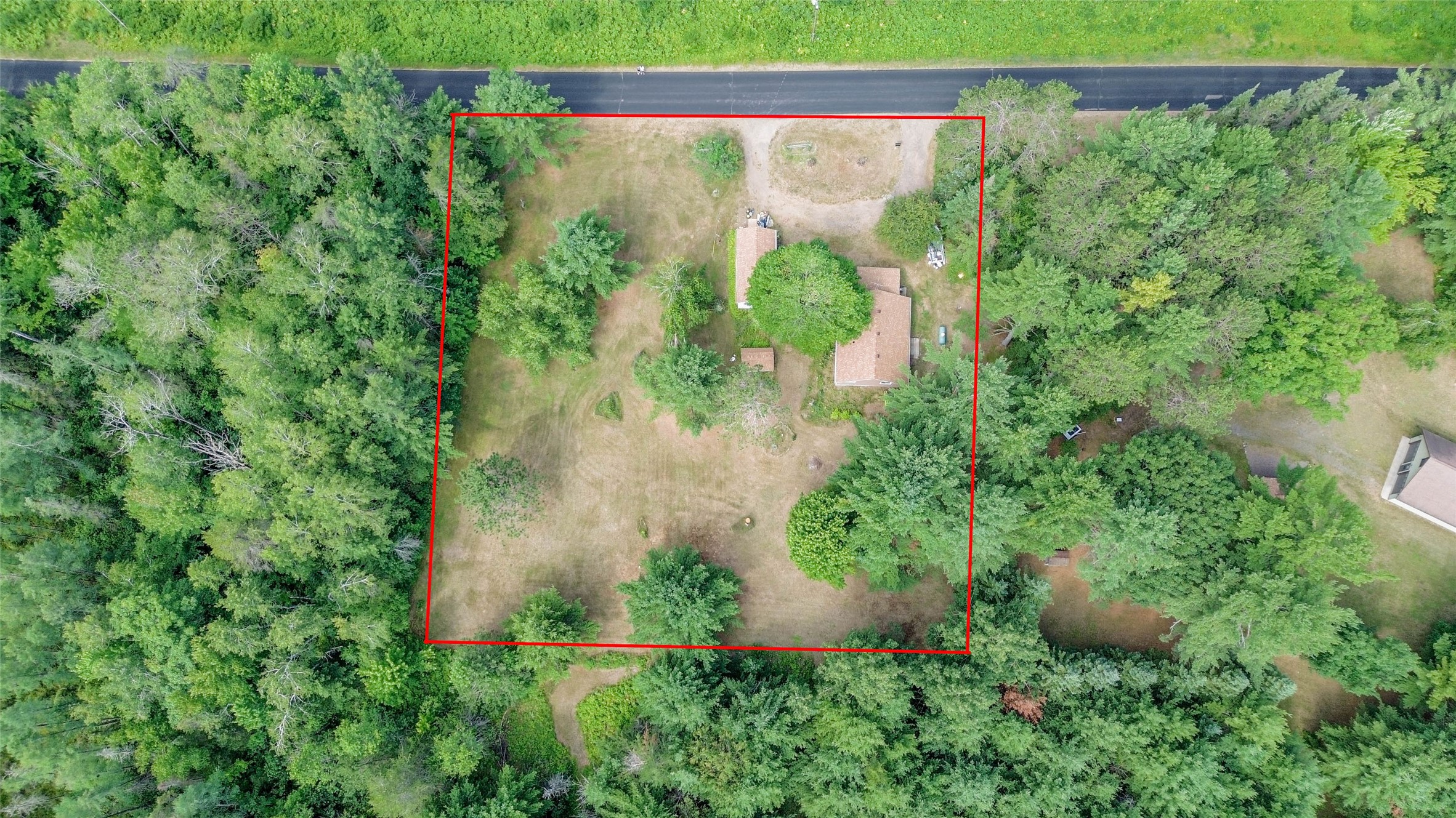 11776 N Lower Twin Lake Road Property Photo 2