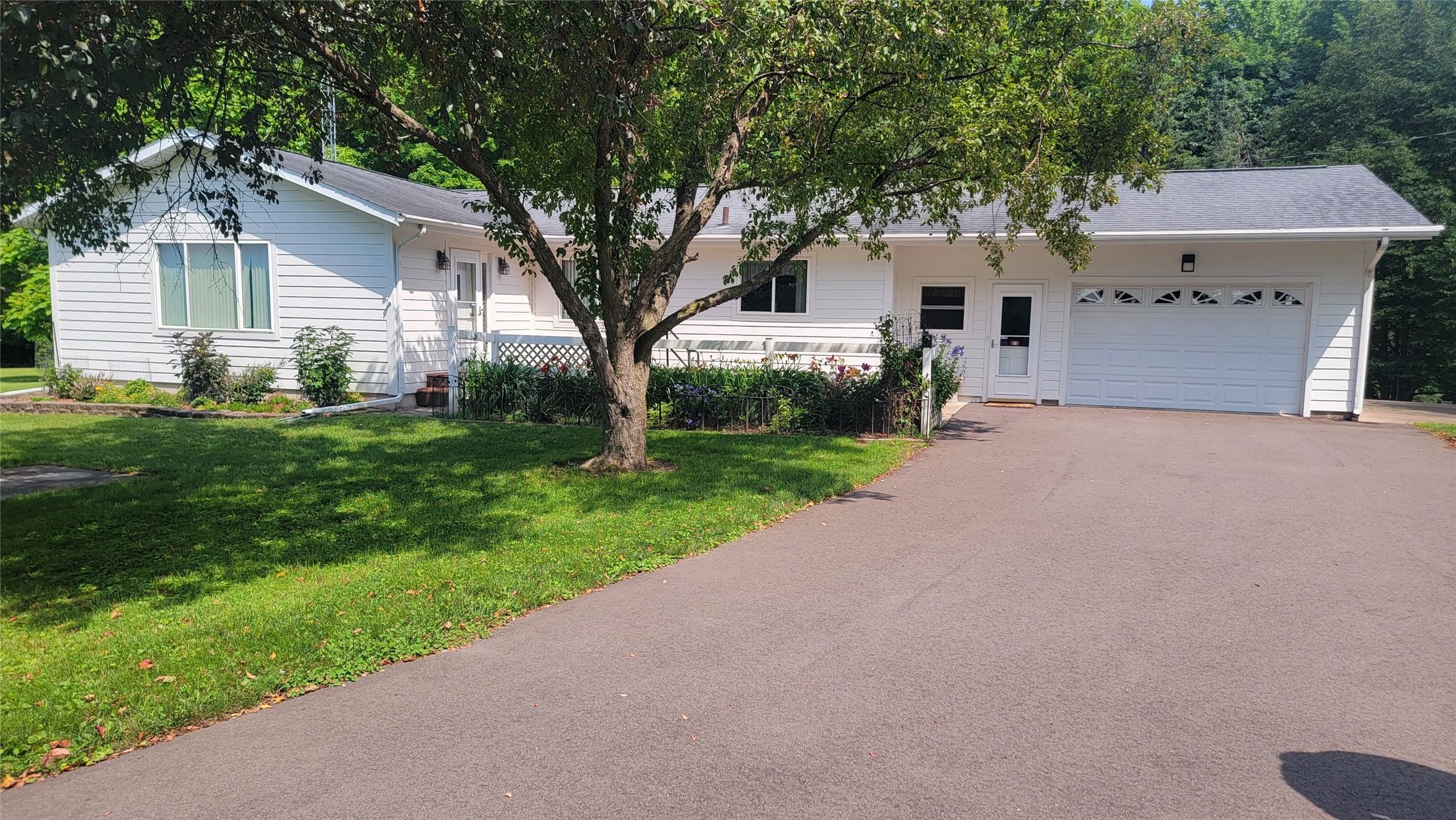 W7724 Bingham Road Property Photo 1