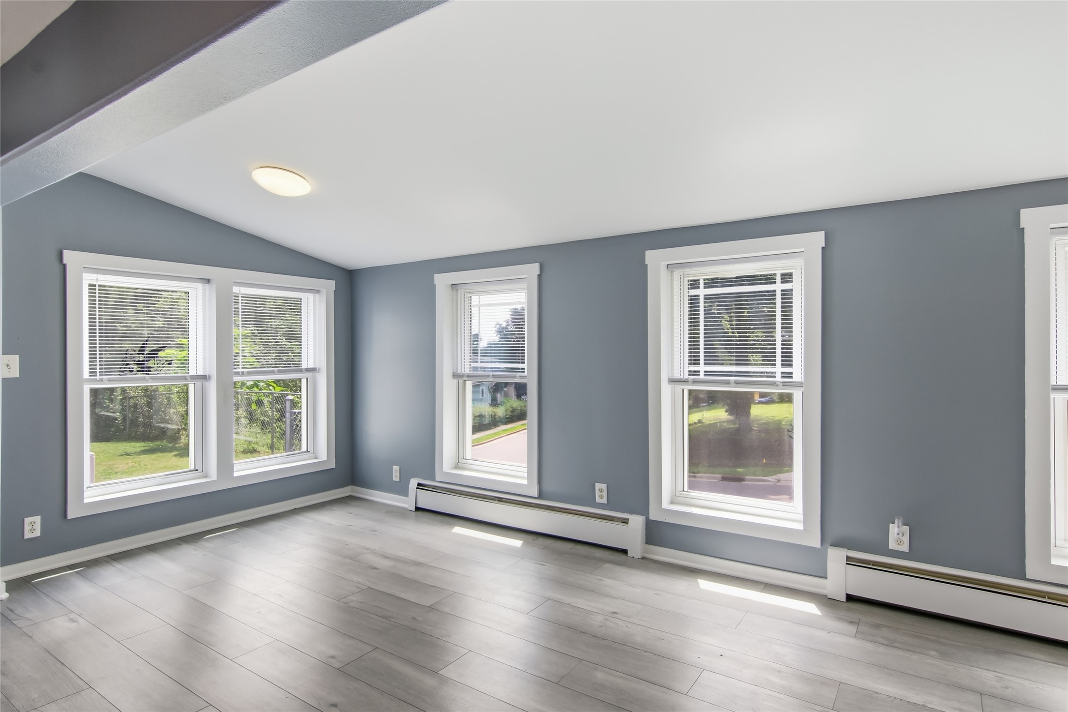 2634 South Slope Terrace Property Photo 8