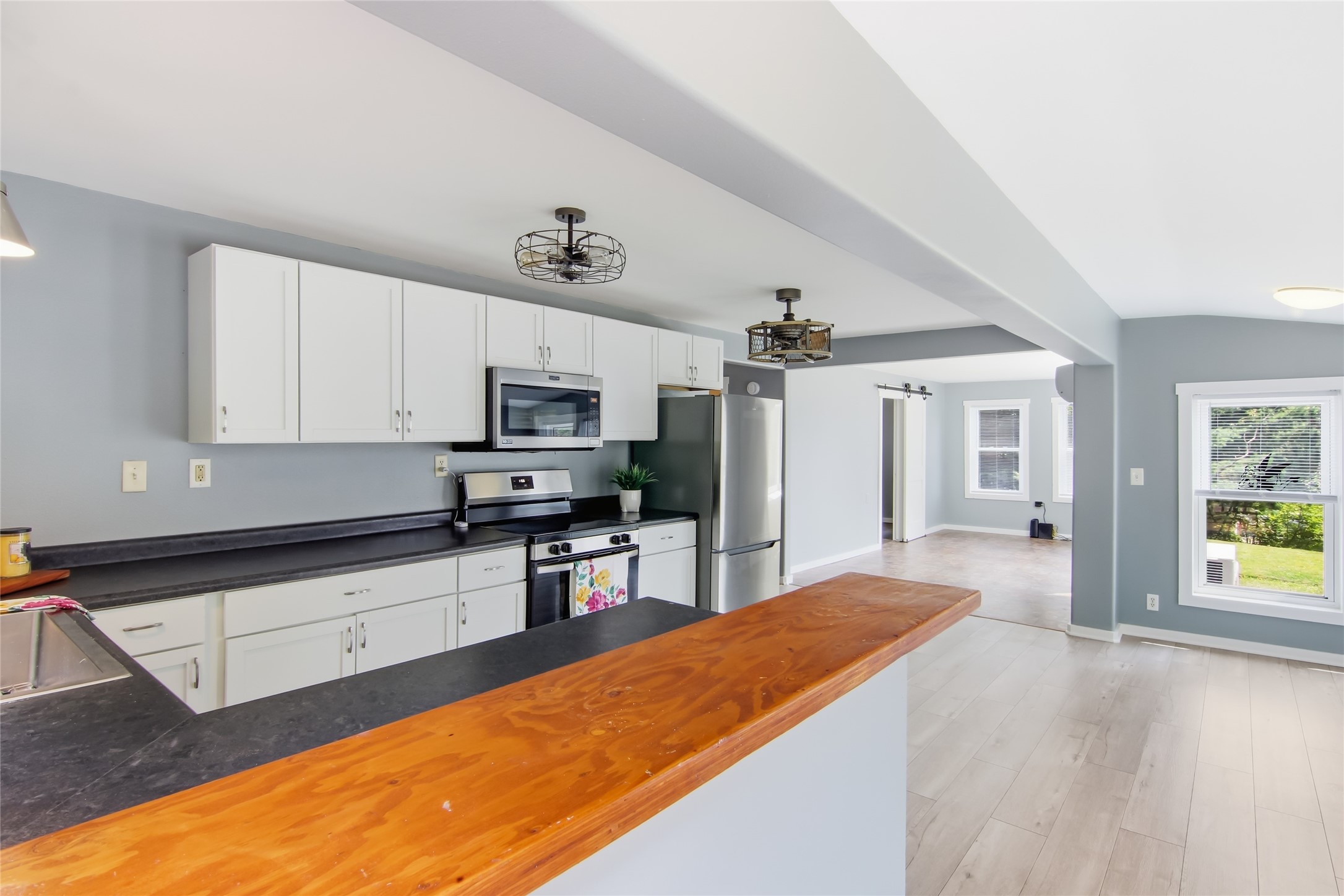 2634 South Slope Terrace Property Photo 12
