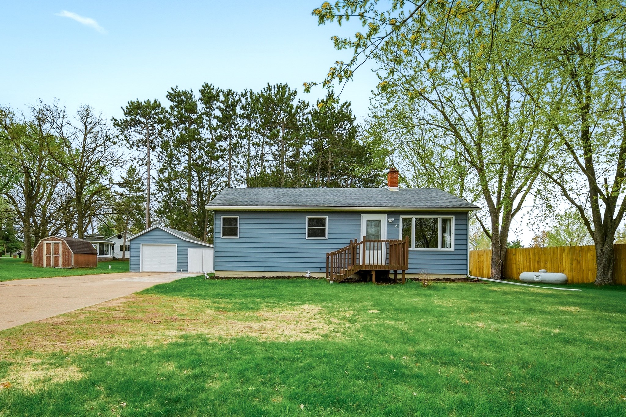 16597 County Highway J Property Photo 1