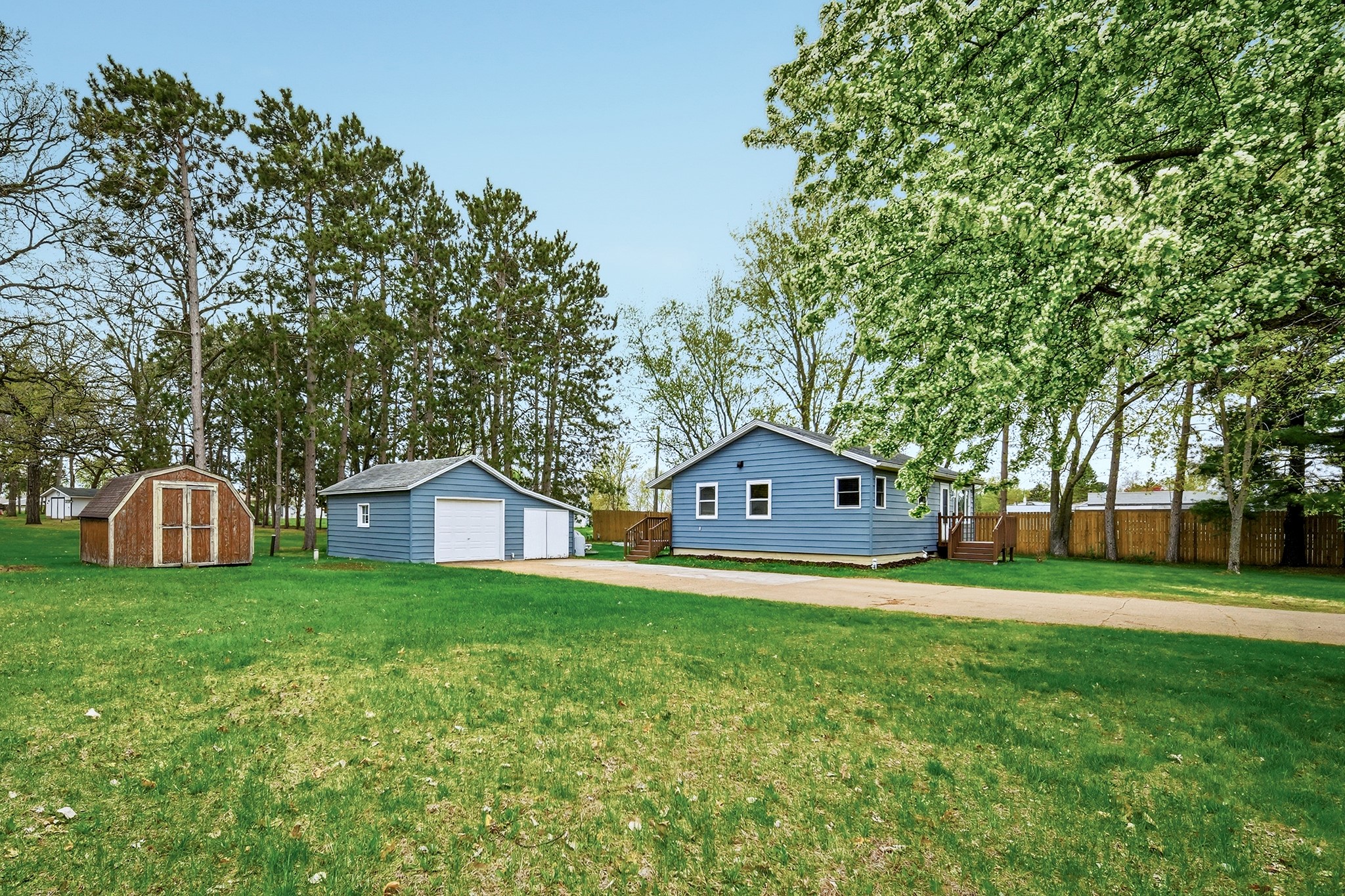 16597 County Highway J Property Photo 9