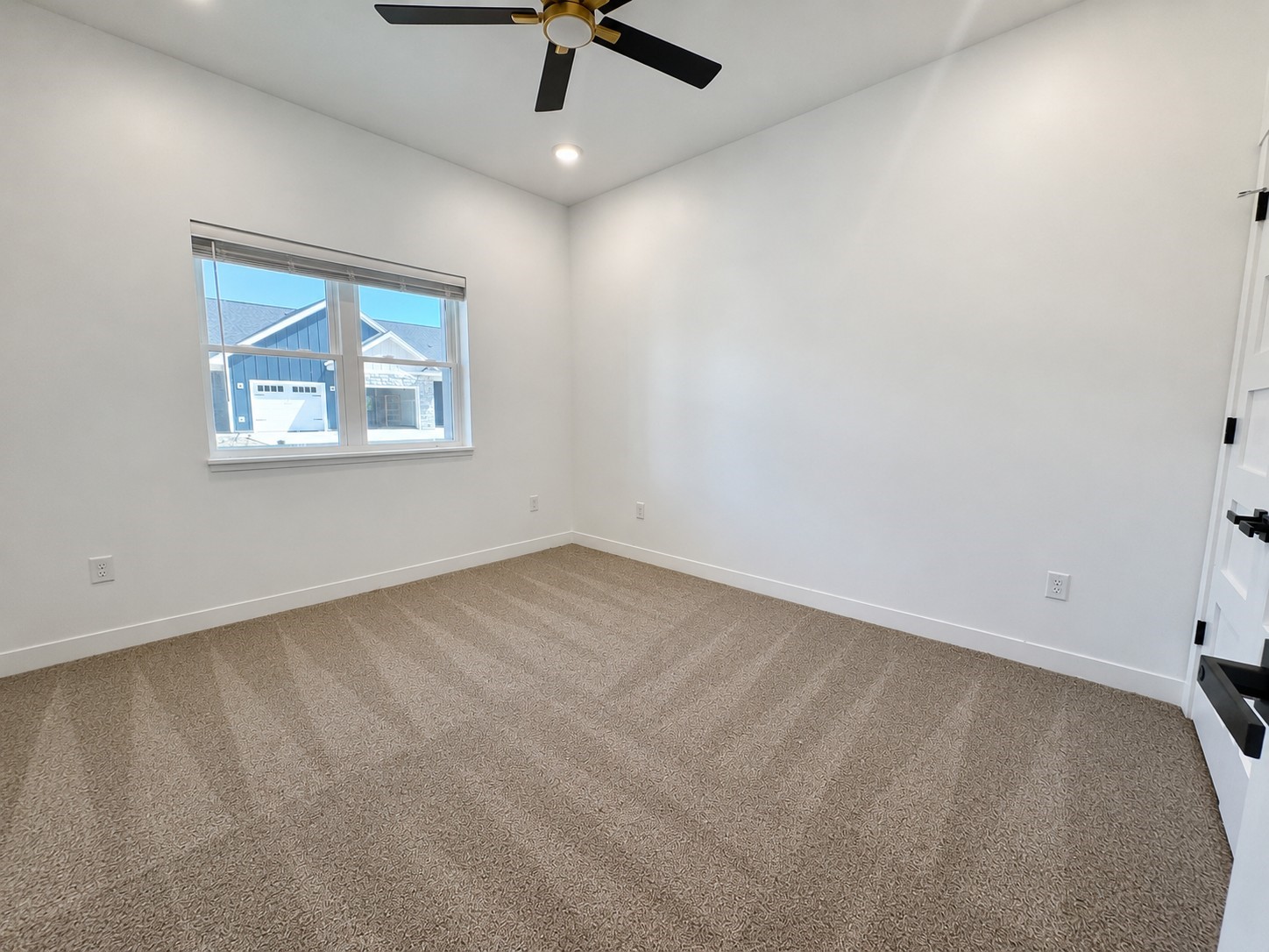 1714 Whitetail Way Property Photo 5