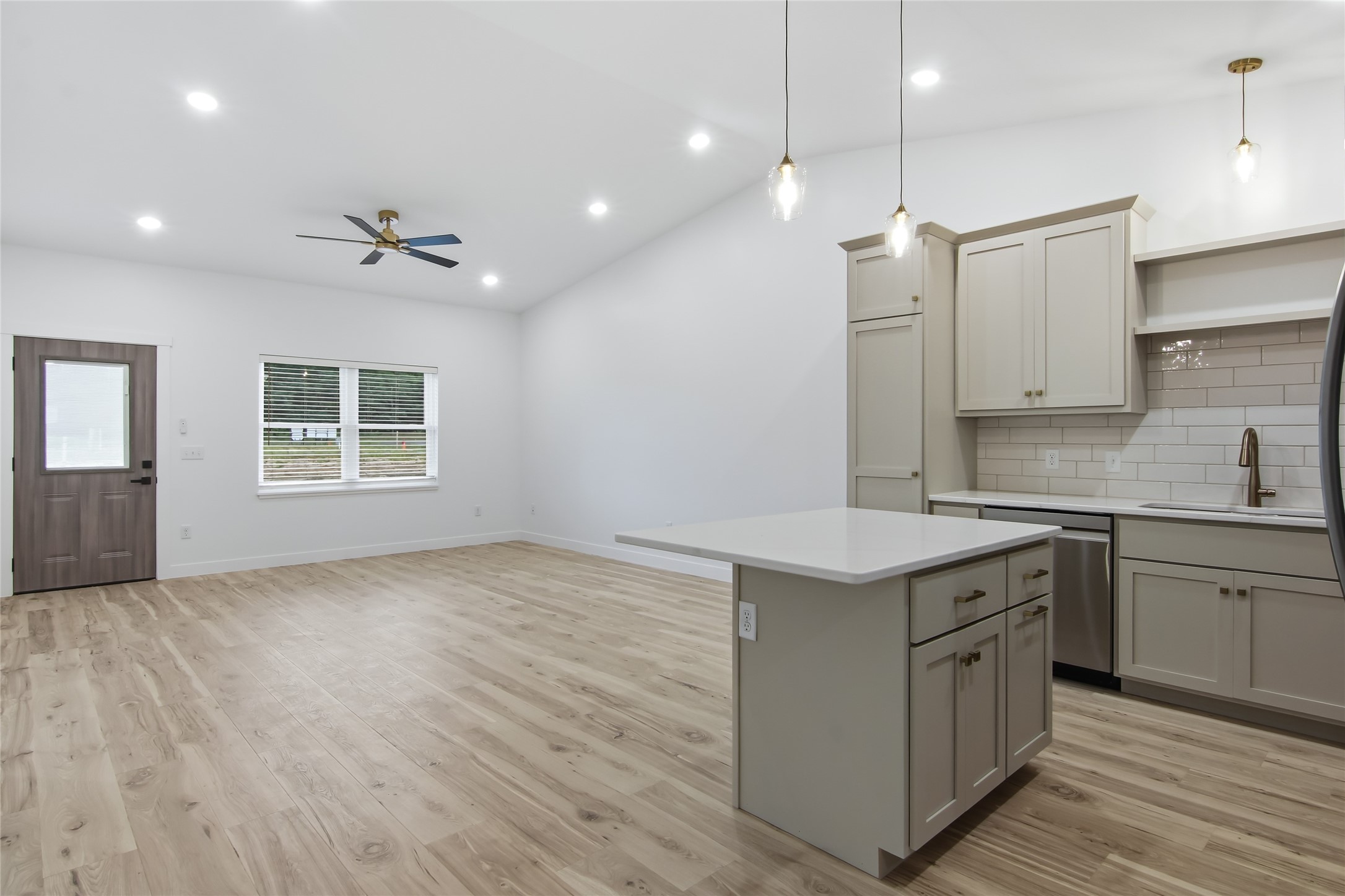 1714 Whitetail Way Property Photo 9