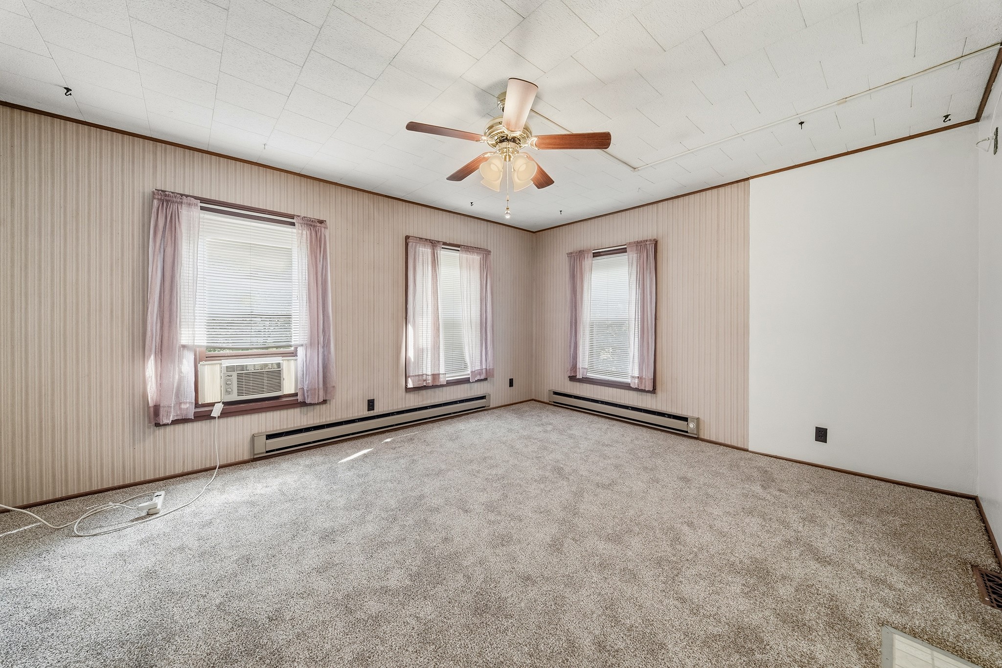 126 W Cedar Street 1-2 Property Photo 25