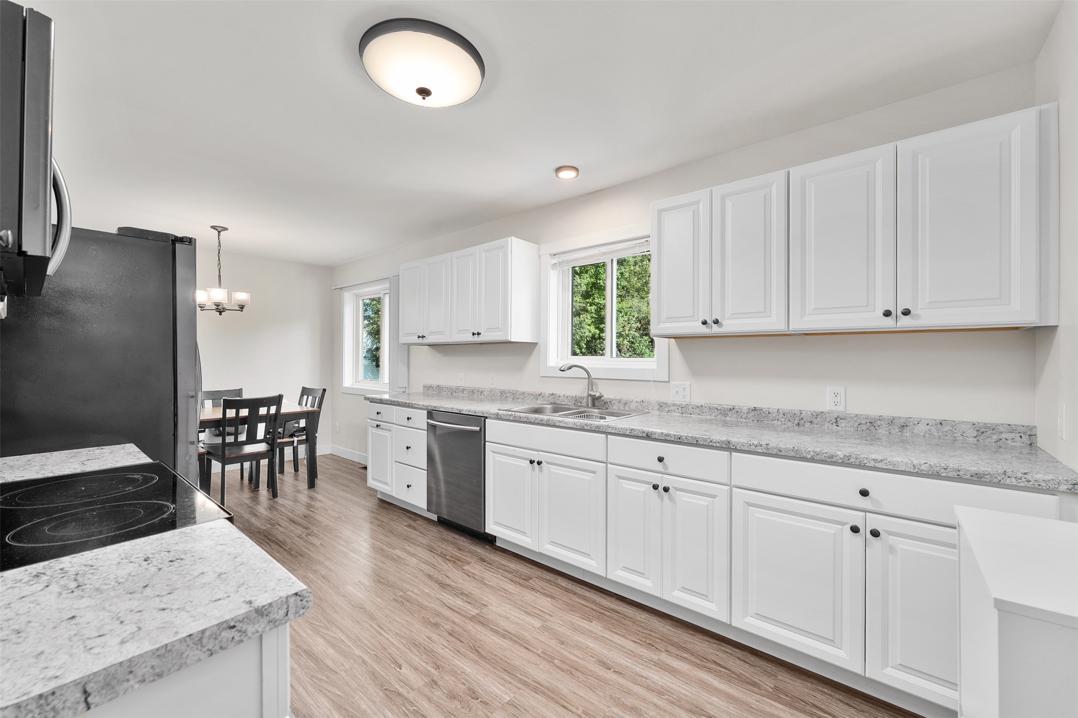 2624 Vine Street Property Photo 12