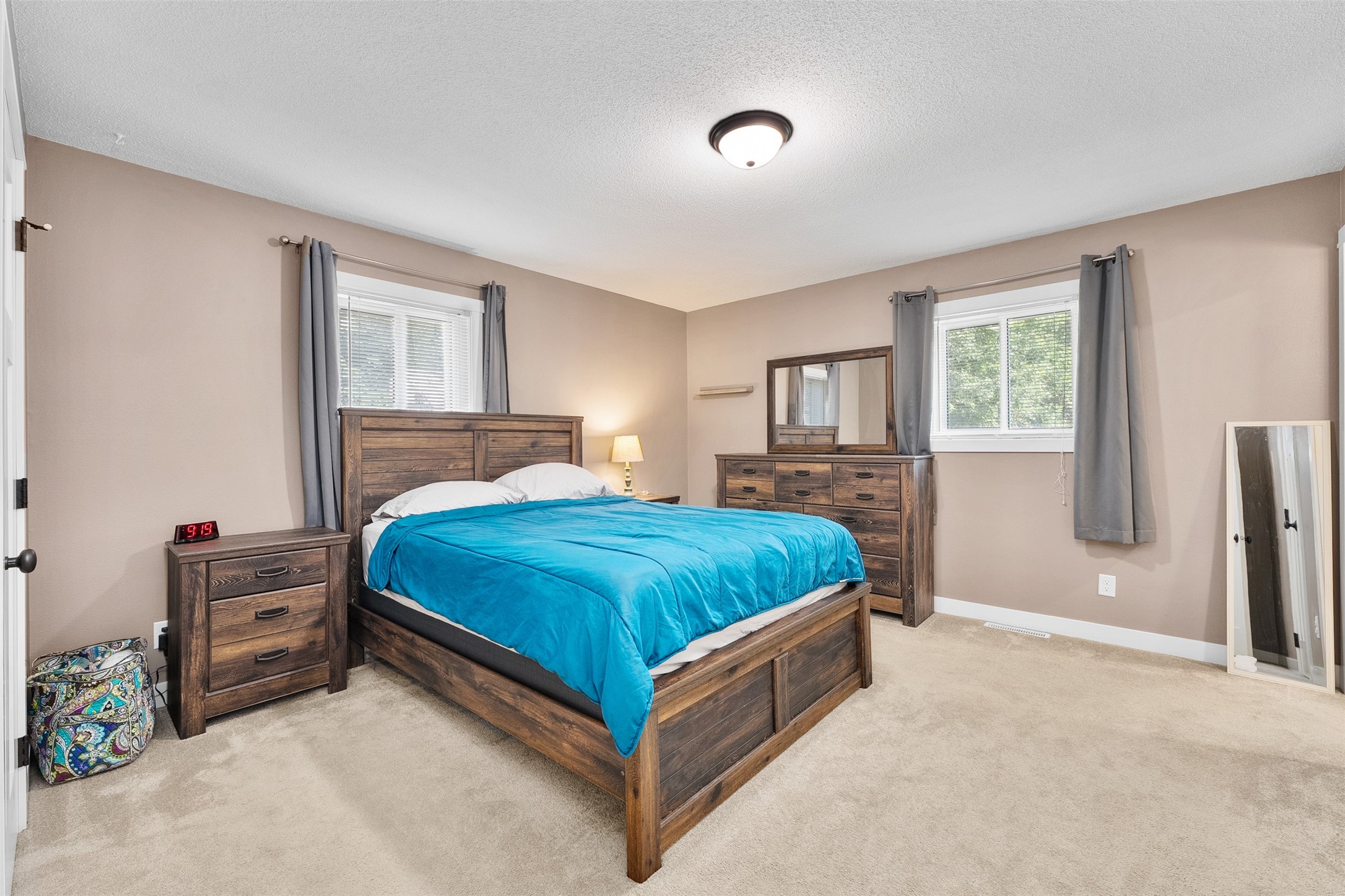 2624 Vine Street Property Photo 14