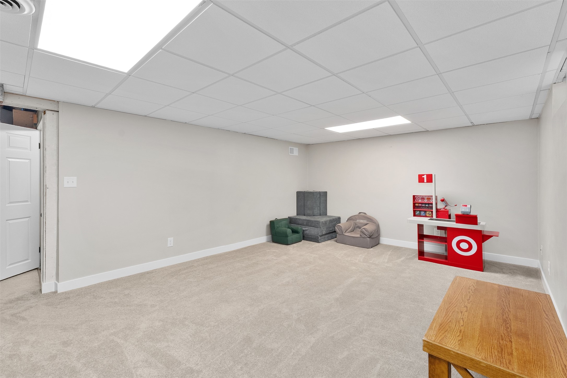 2624 Vine Street Property Photo 22