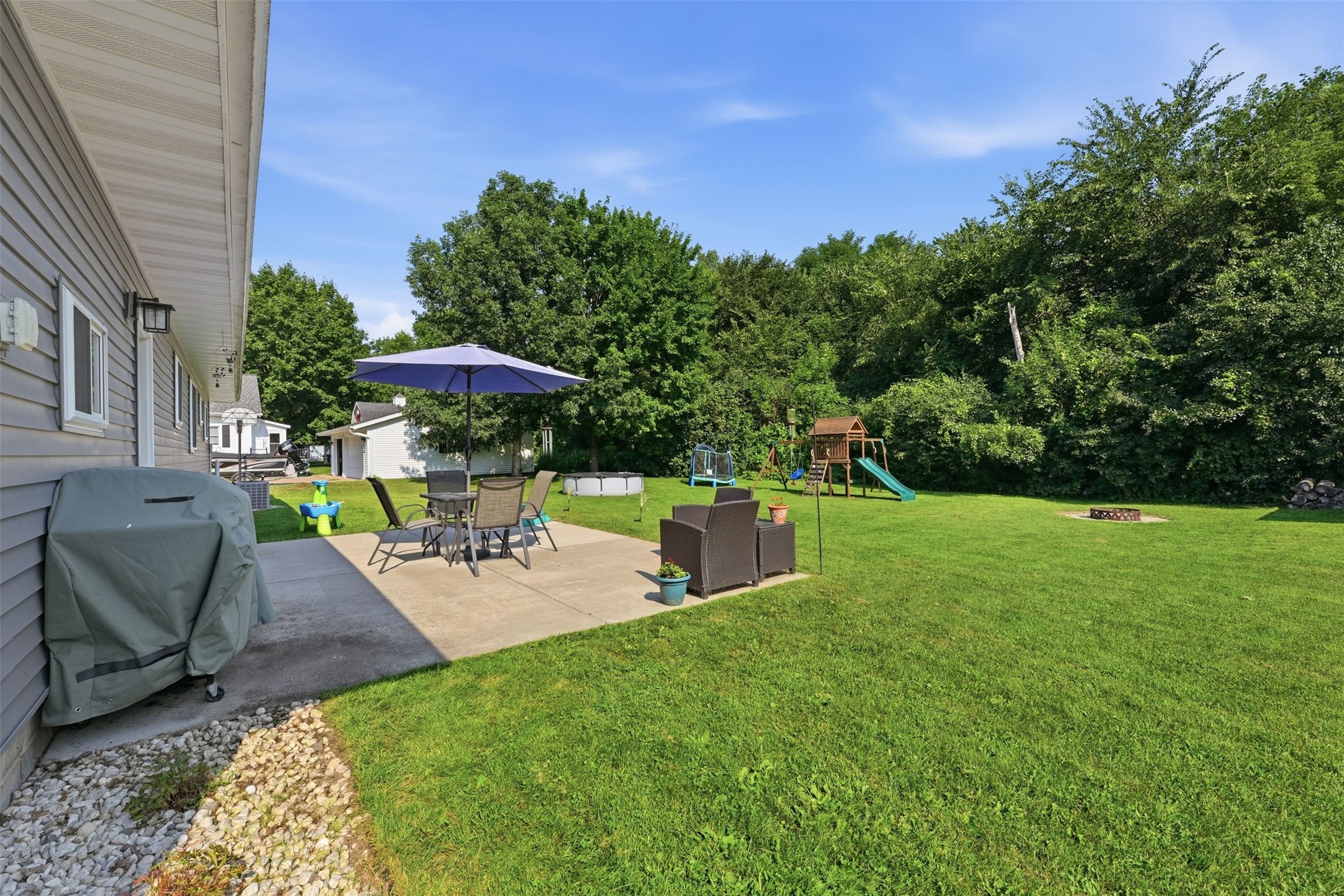 2624 Vine Street Property Photo 29