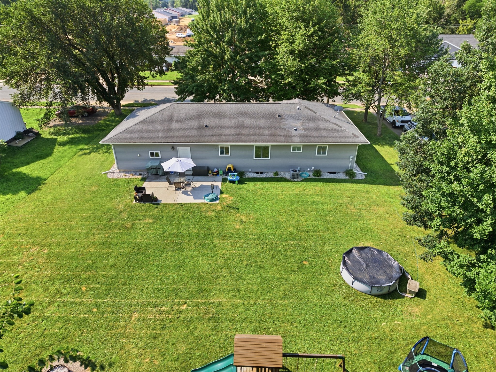 2624 Vine Street Property Photo 41
