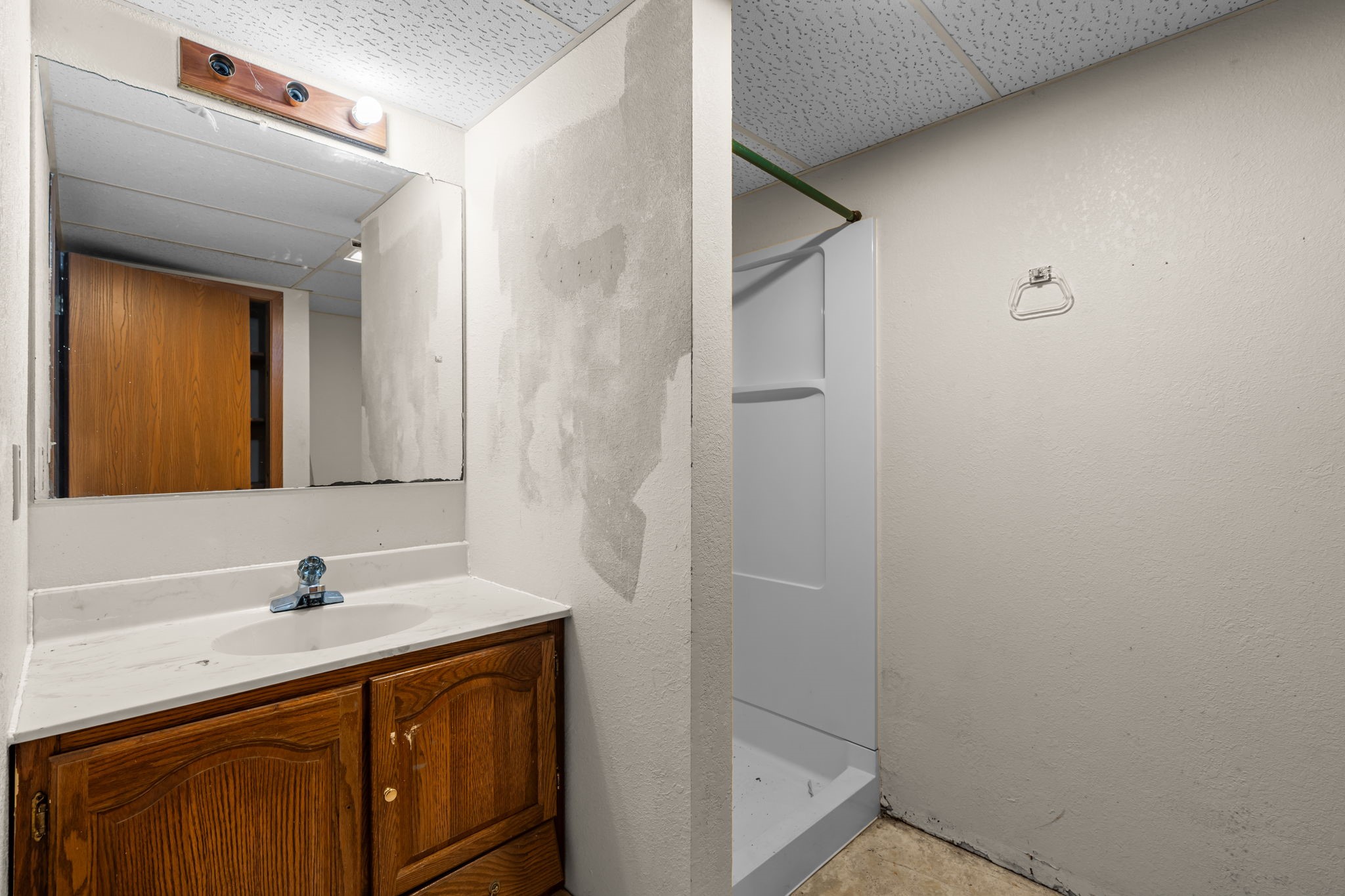 116 Elizabeth Court S Property Photo 25