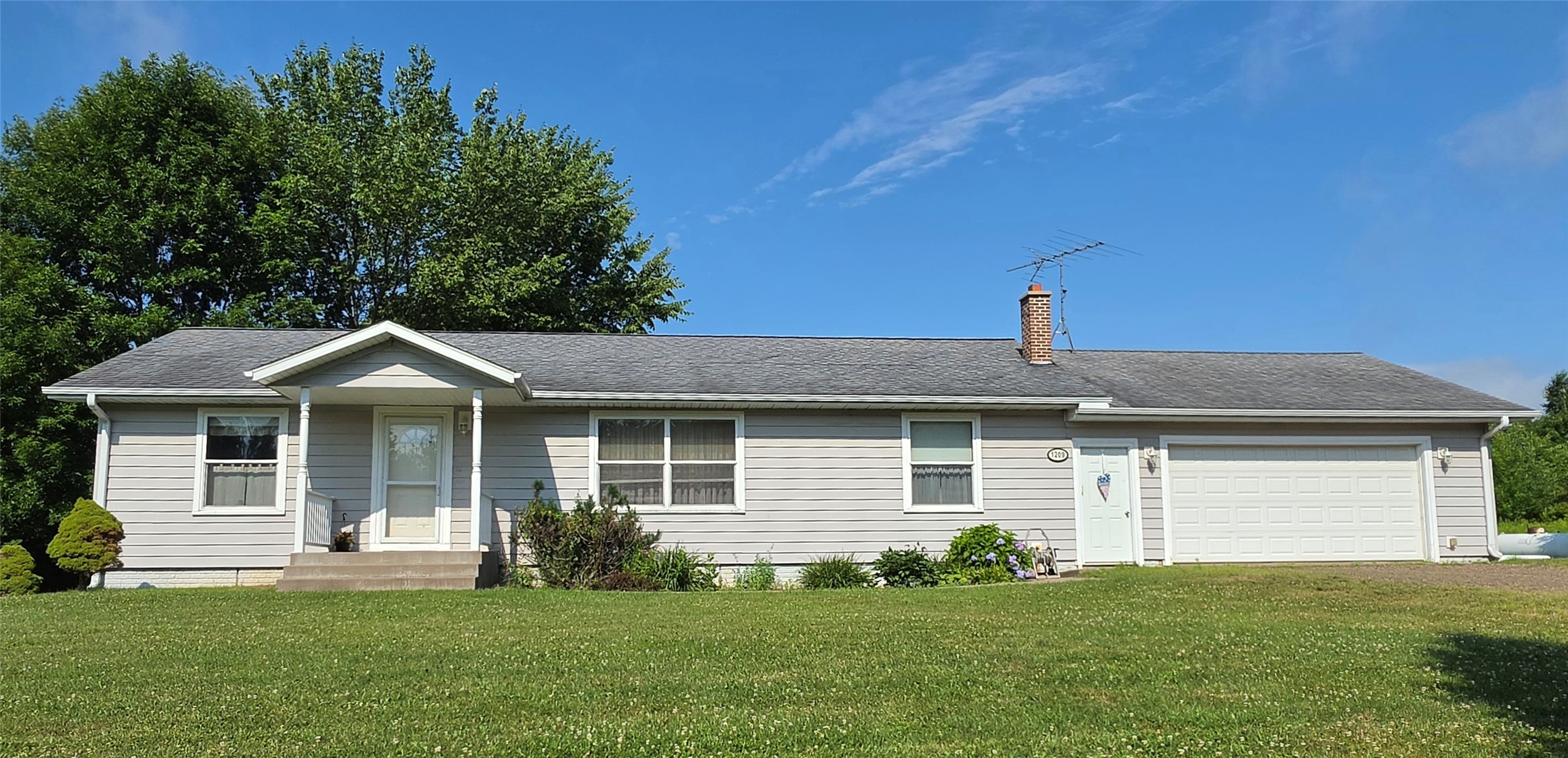 1209 132nd Street Avenue B Property Photo 1