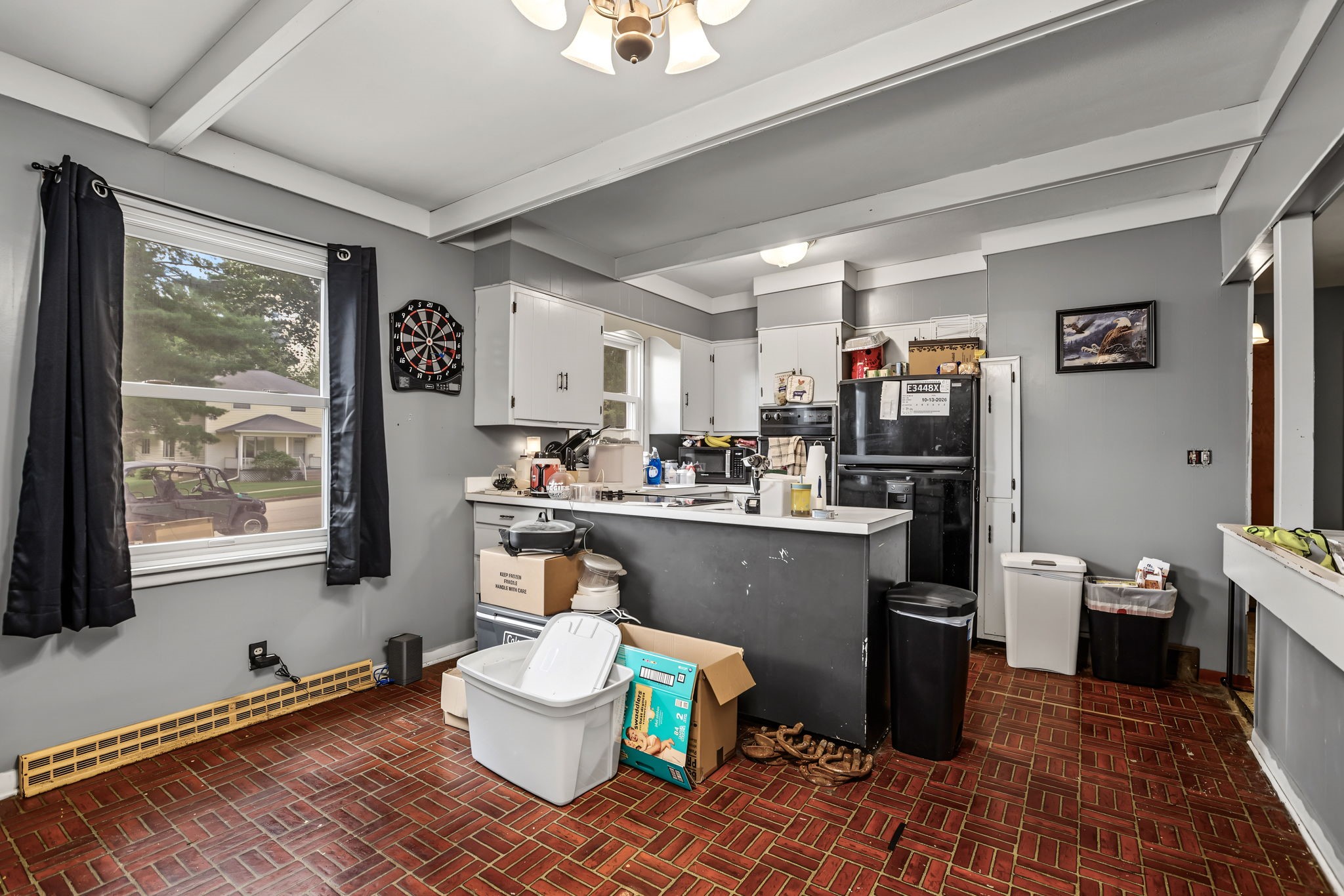 684 N Jackson Street Property Photo 8