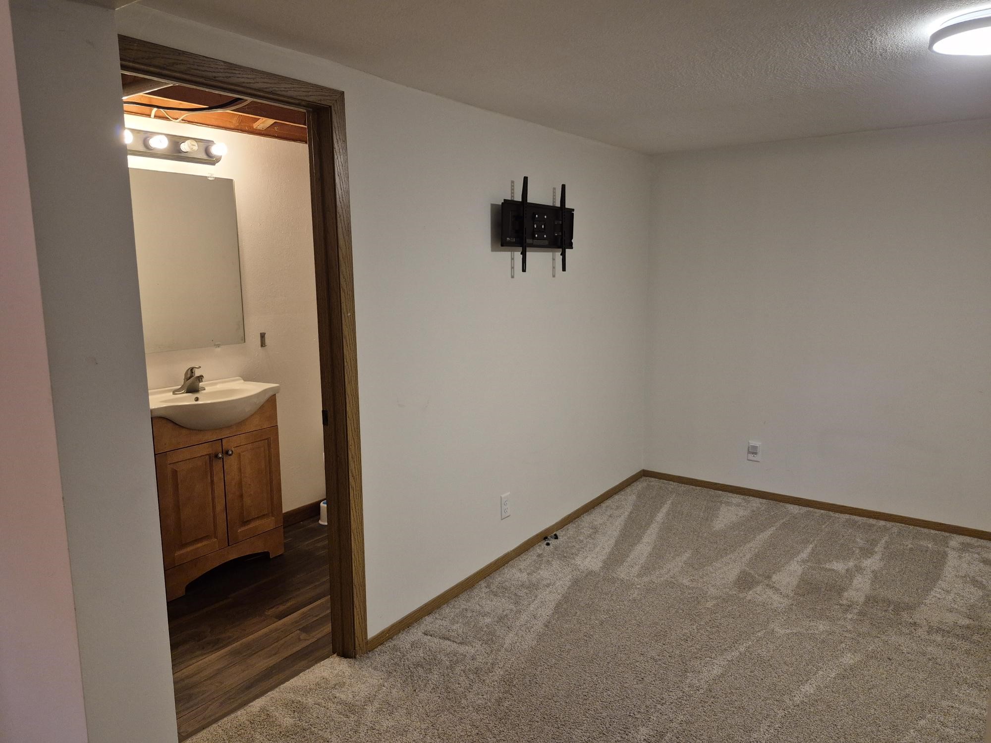 809 Kimberly Drive Property Photo 16