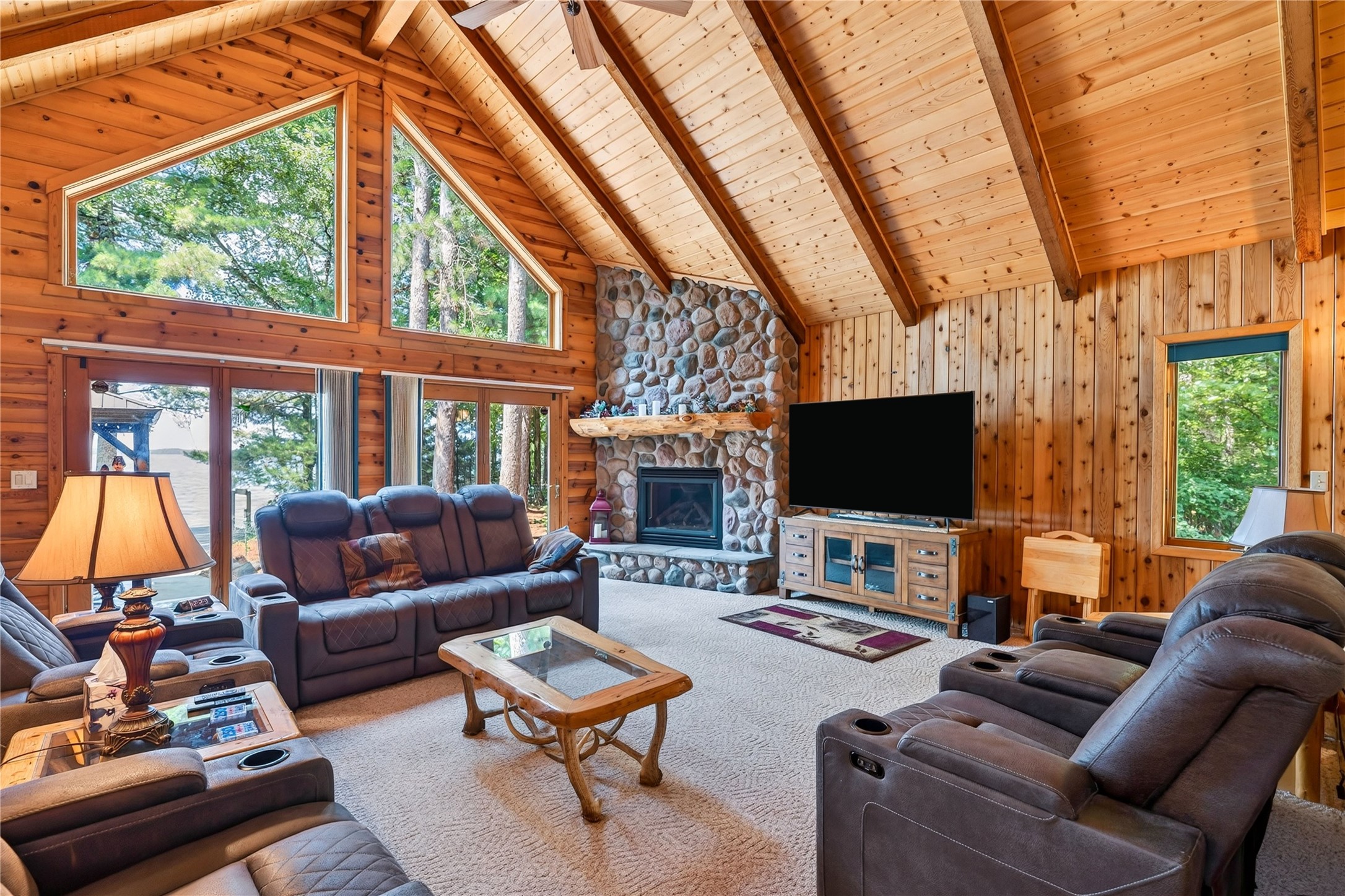 8457 N County Highway K Property Photo 6