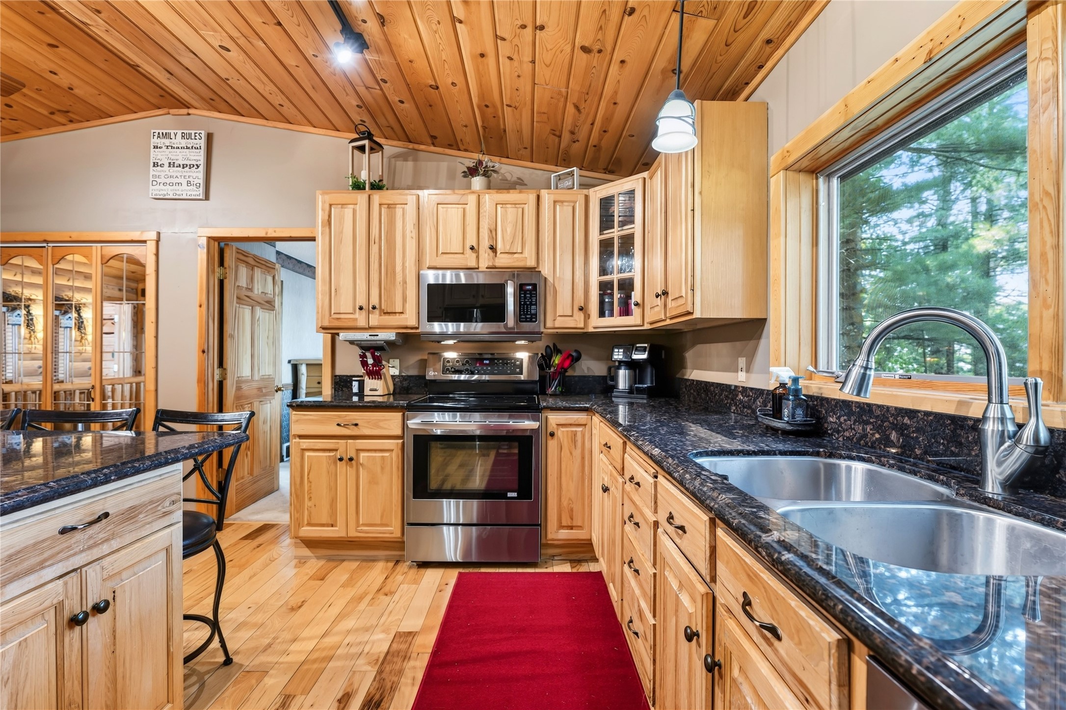 8457 N County Highway K Property Photo 12