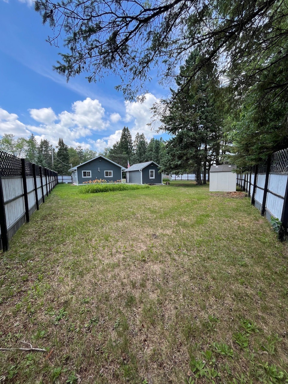 10718 Beal Avenue Property Photo 4