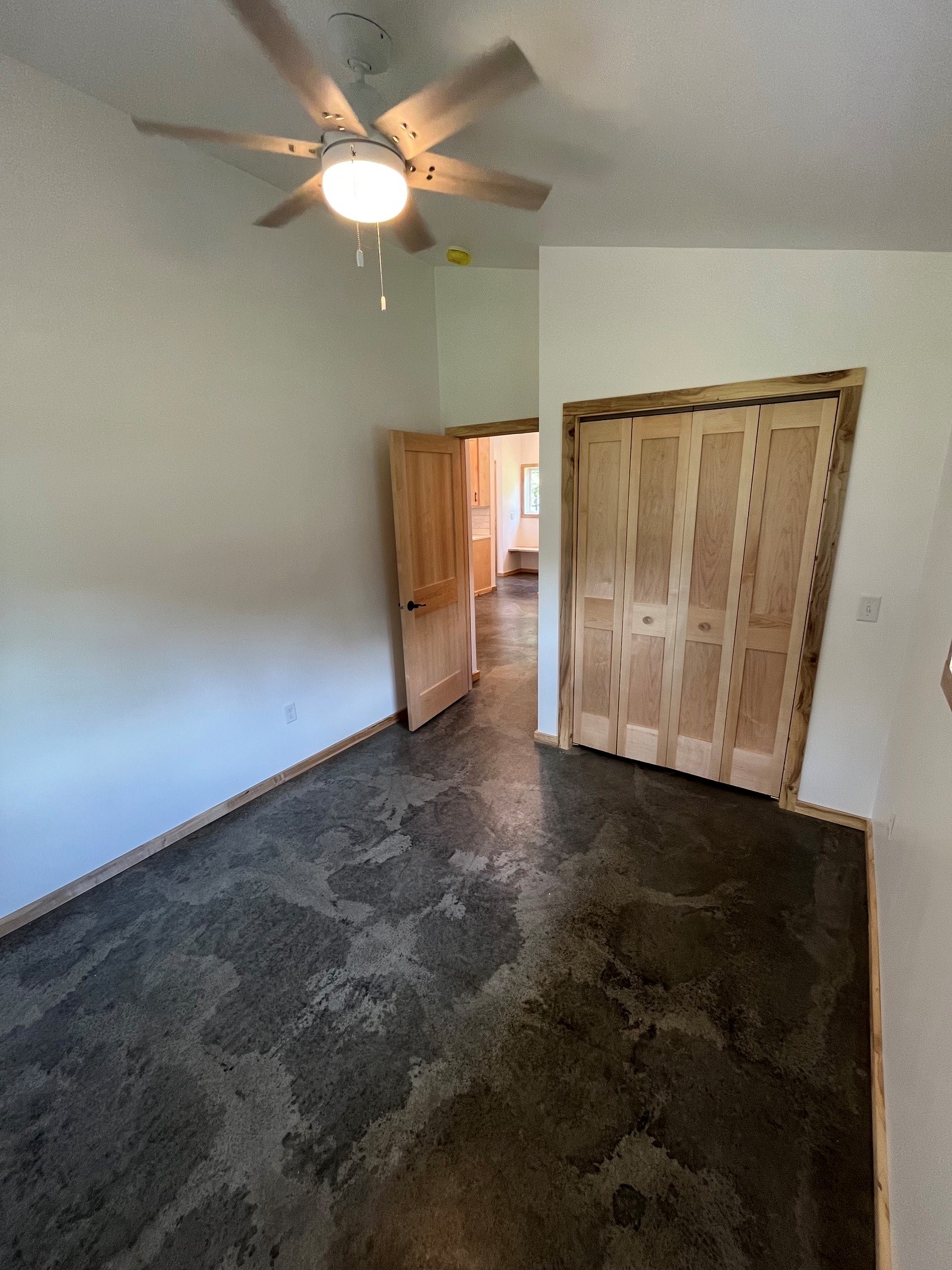 10718 Beal Avenue Property Photo 14