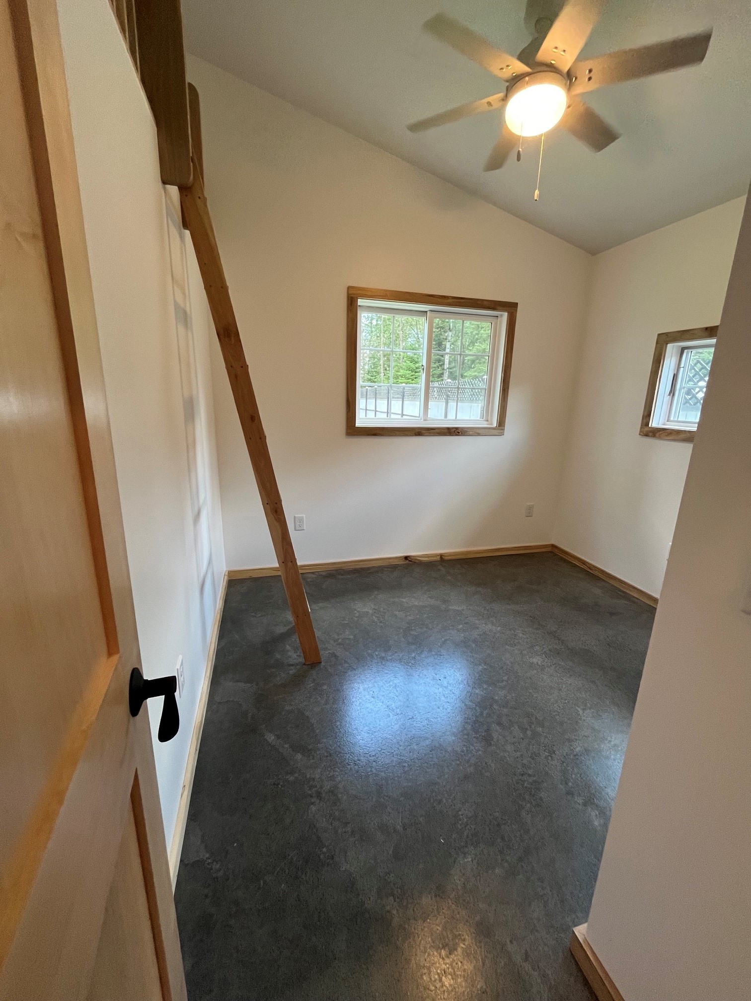 10718 Beal Avenue Property Photo 15