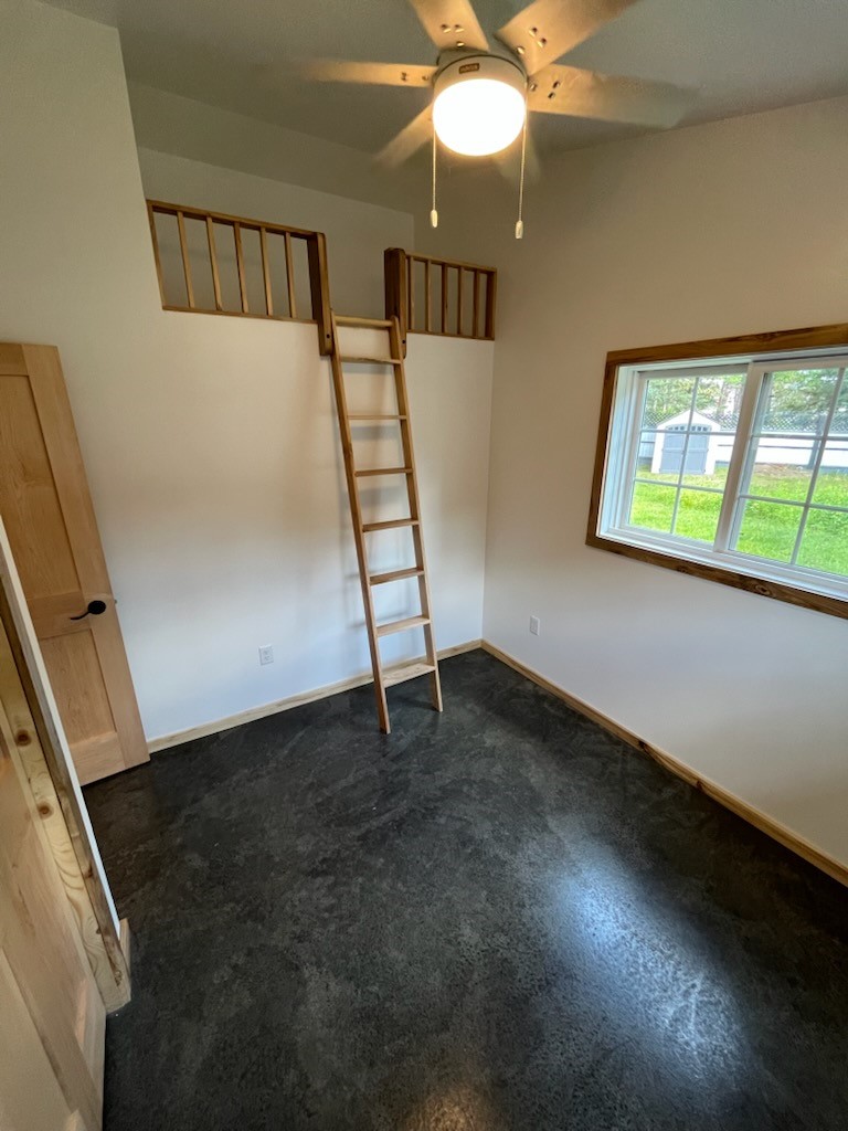 10718 Beal Avenue Property Photo 16