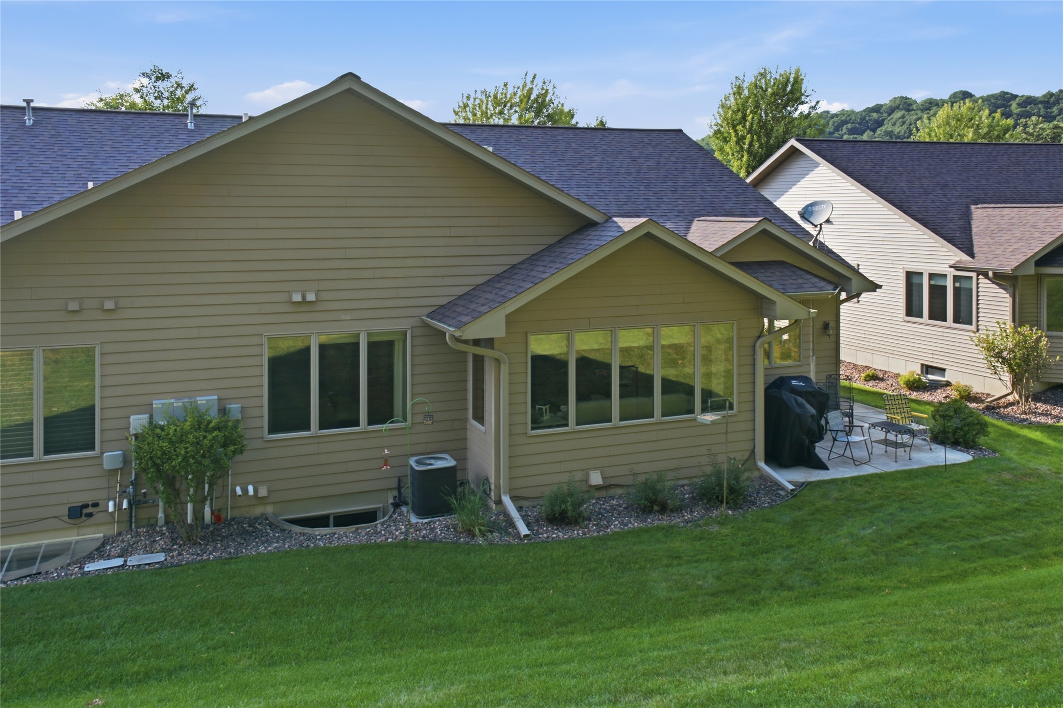 2615 E Princeton Avenue Property Photo 5