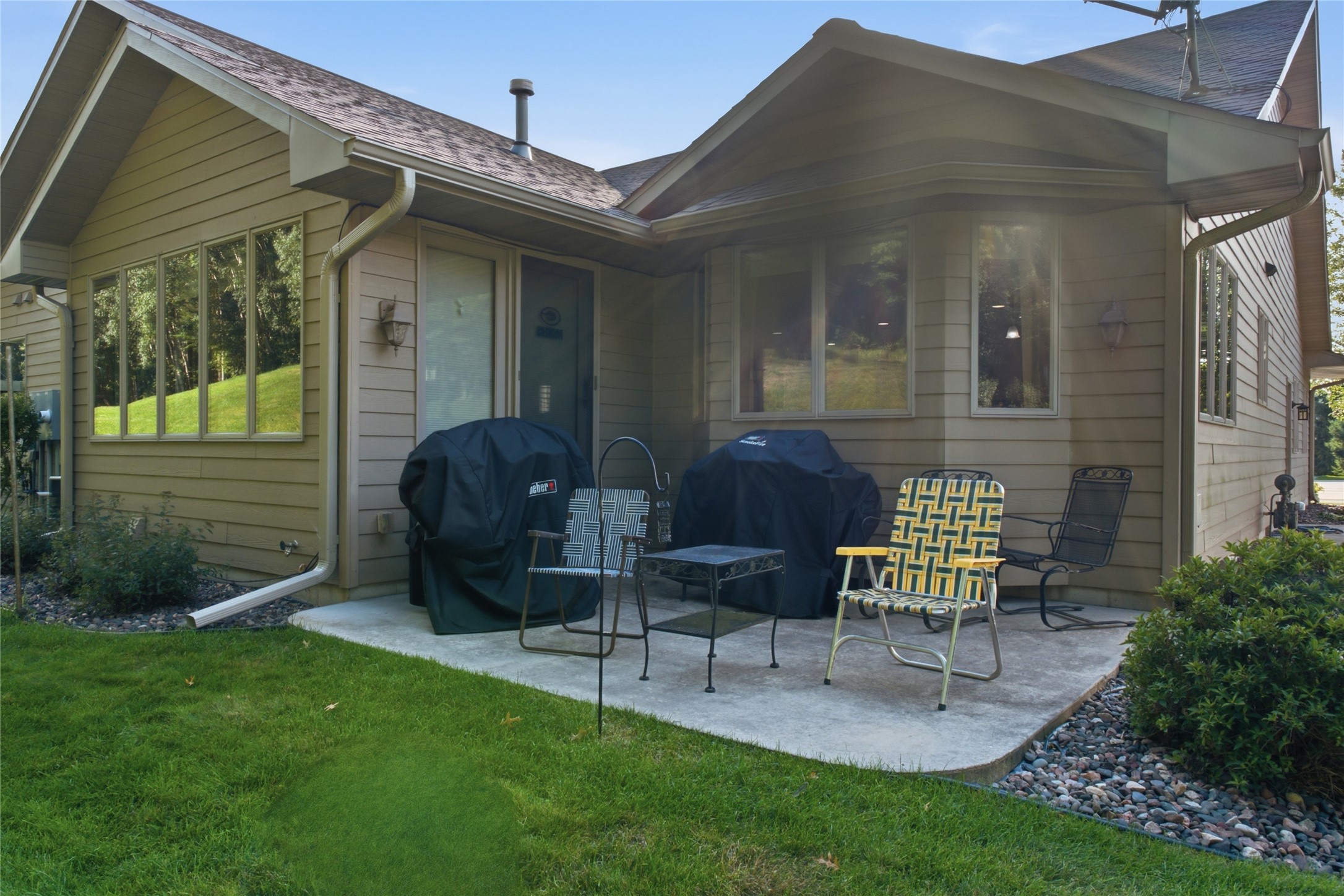 2615 E Princeton Avenue Property Photo 7