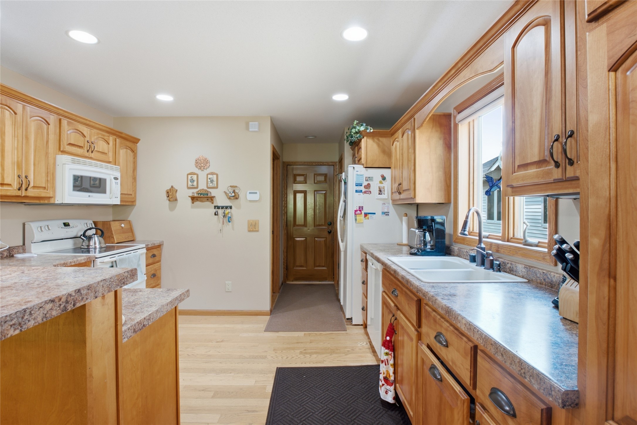 2615 E Princeton Avenue Property Photo 16