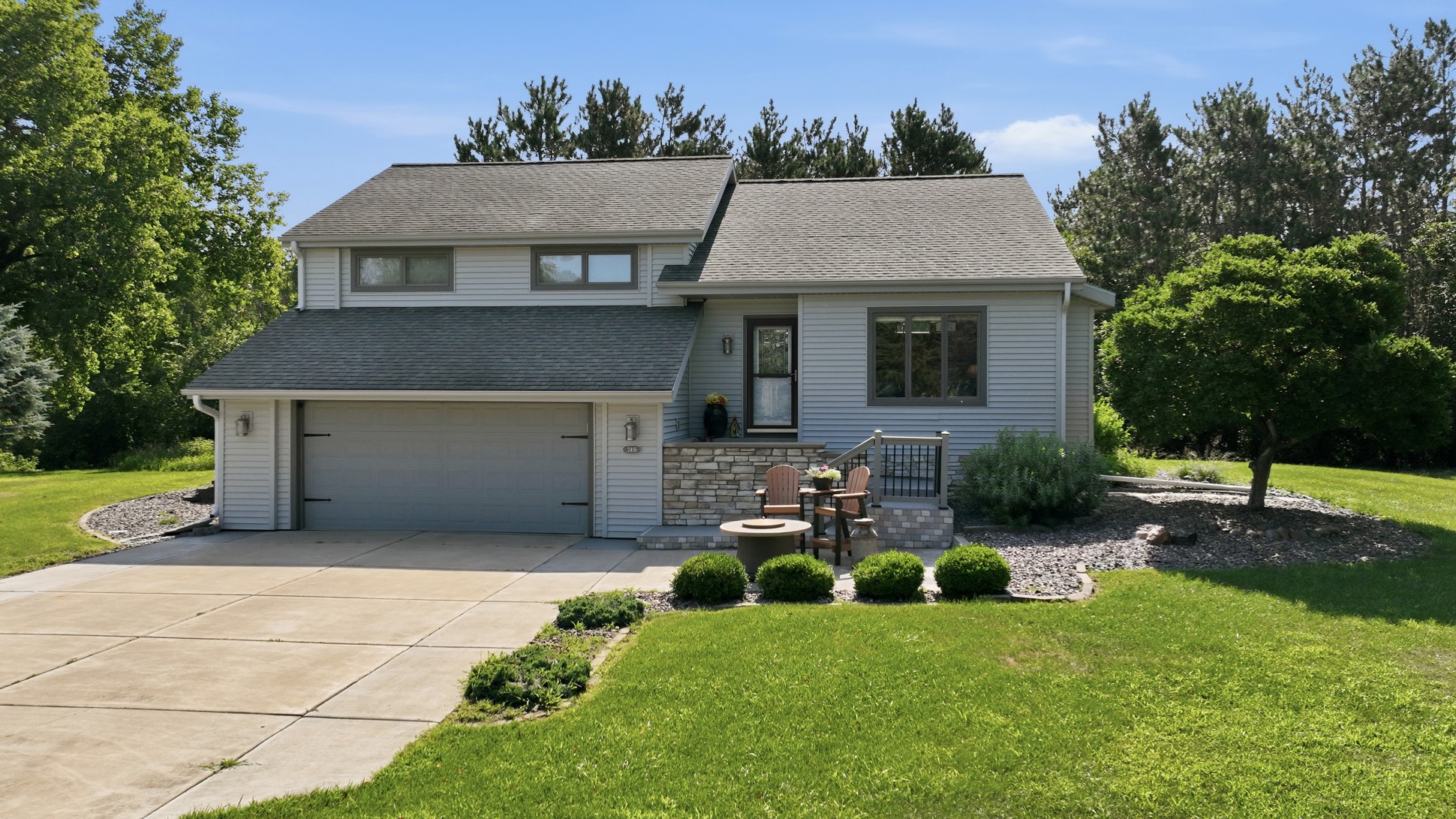2416 Aurora Circle Ne Property Photo 1