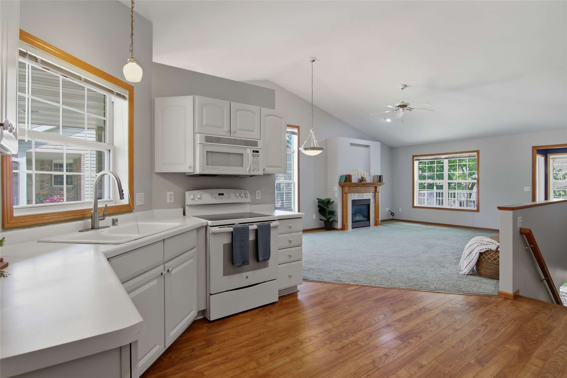 4205 E Hamilton Avenue Property Photo 15