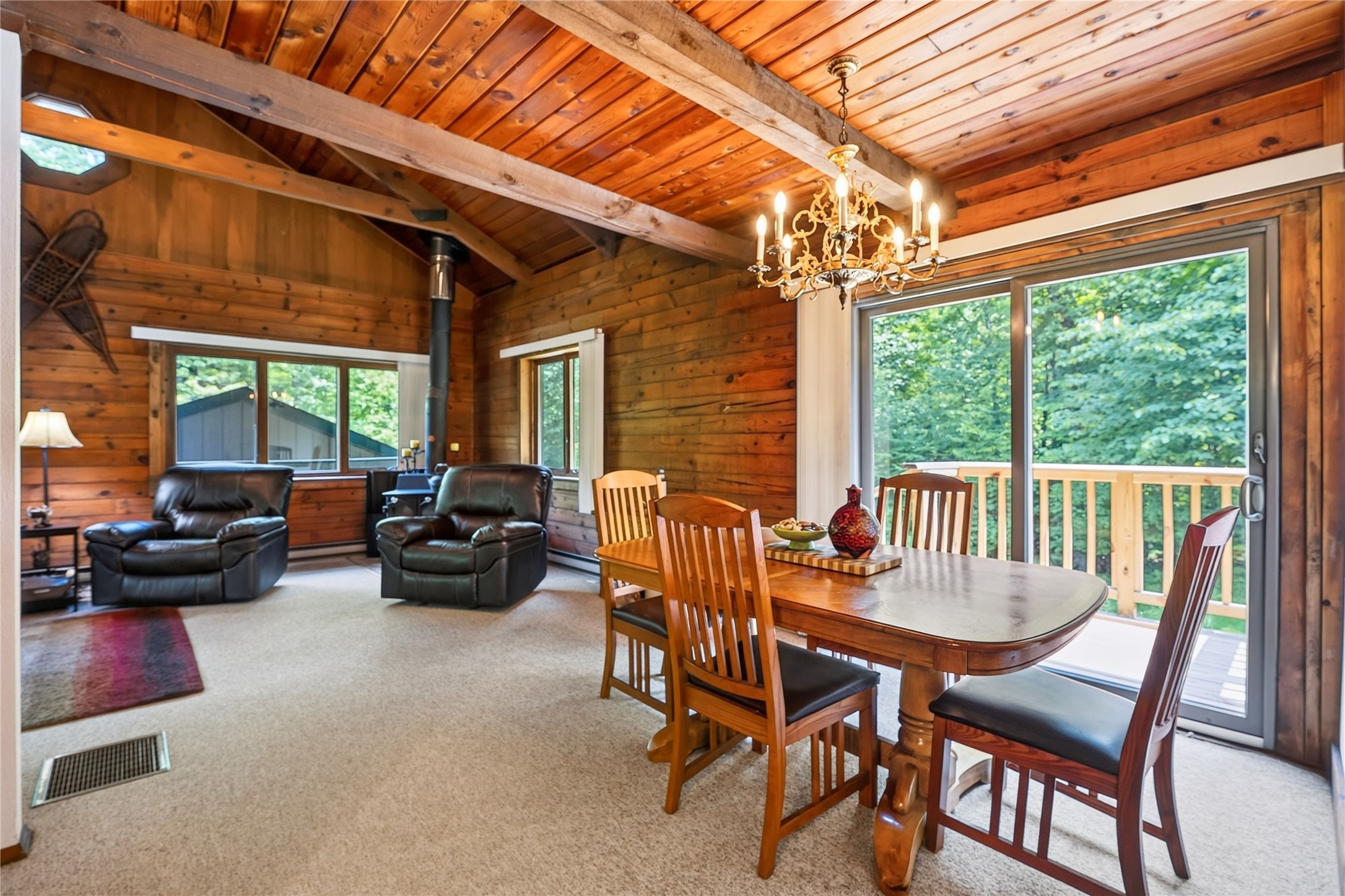 17605 Woodcrest Drive Property Photo 10