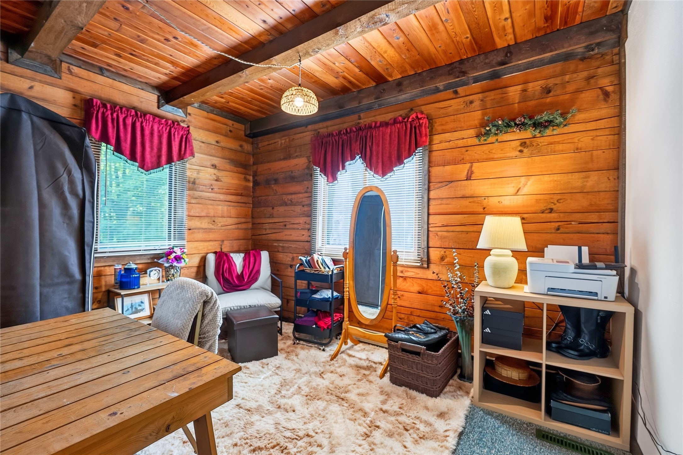 17605 Woodcrest Drive Property Photo 17