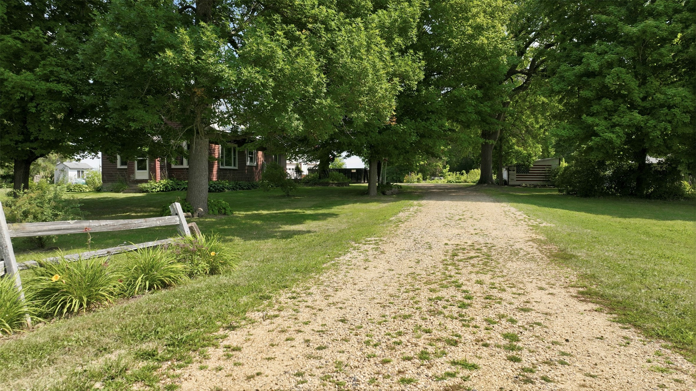1456 210th Street Property Photo 3