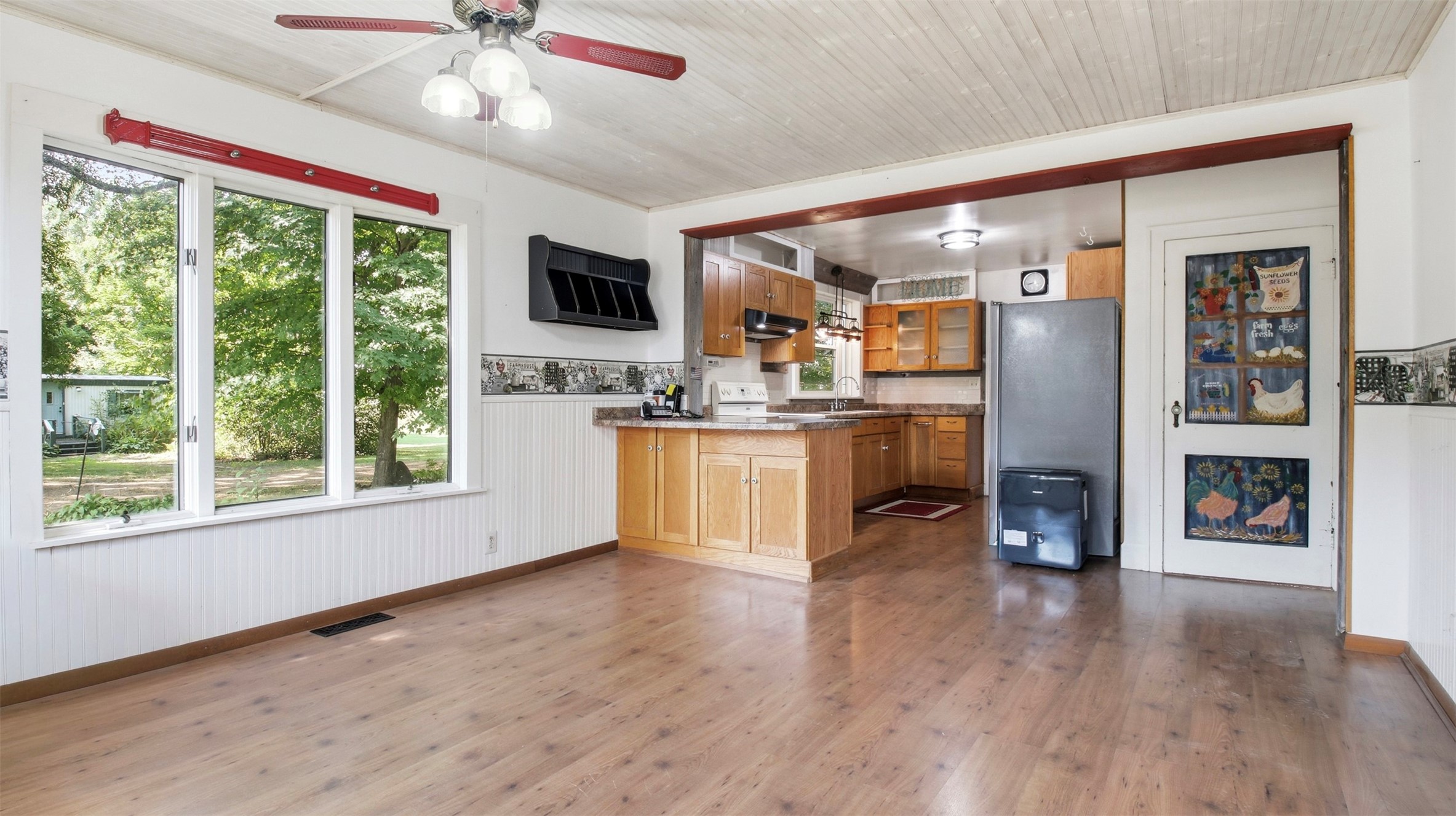 1456 210th Street Property Photo 7