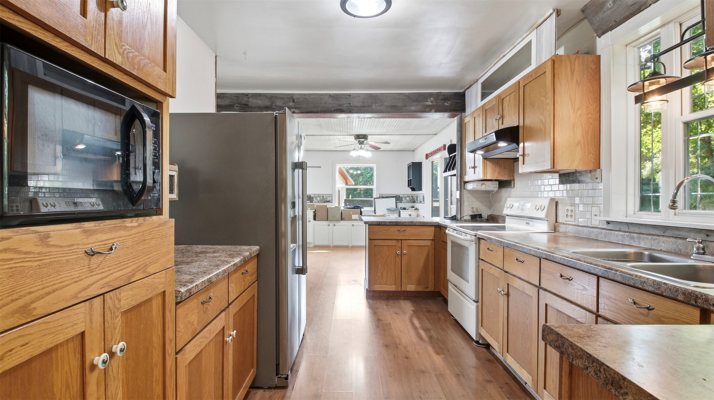 1456 210th Street Property Photo 9