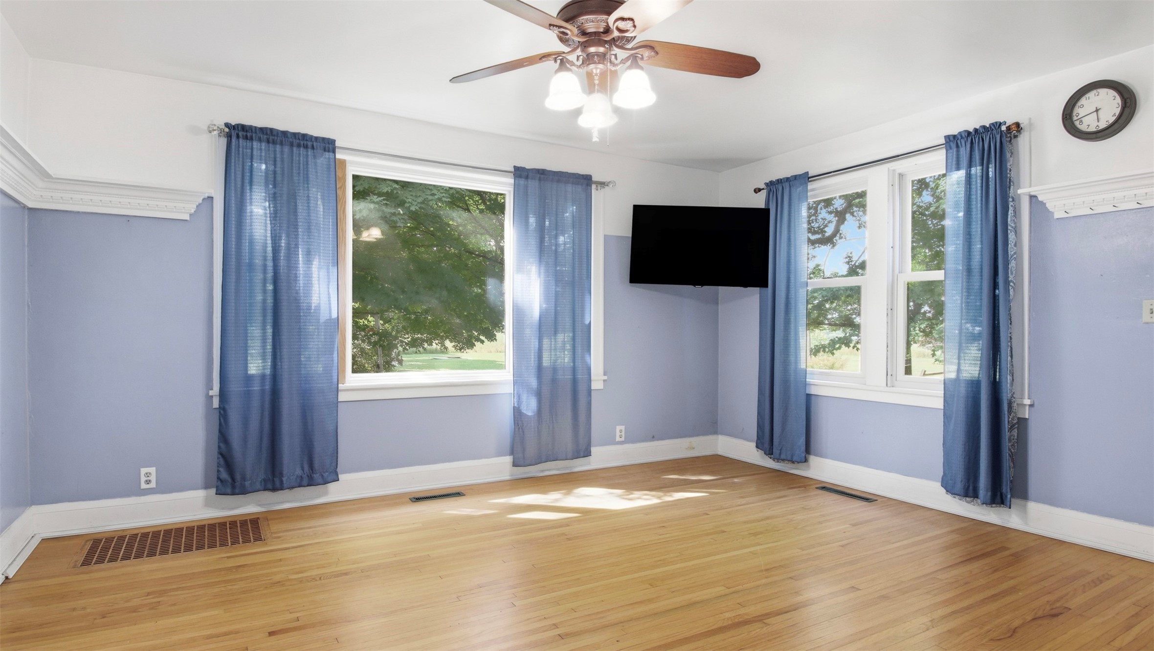 1456 210th Street Property Photo 15