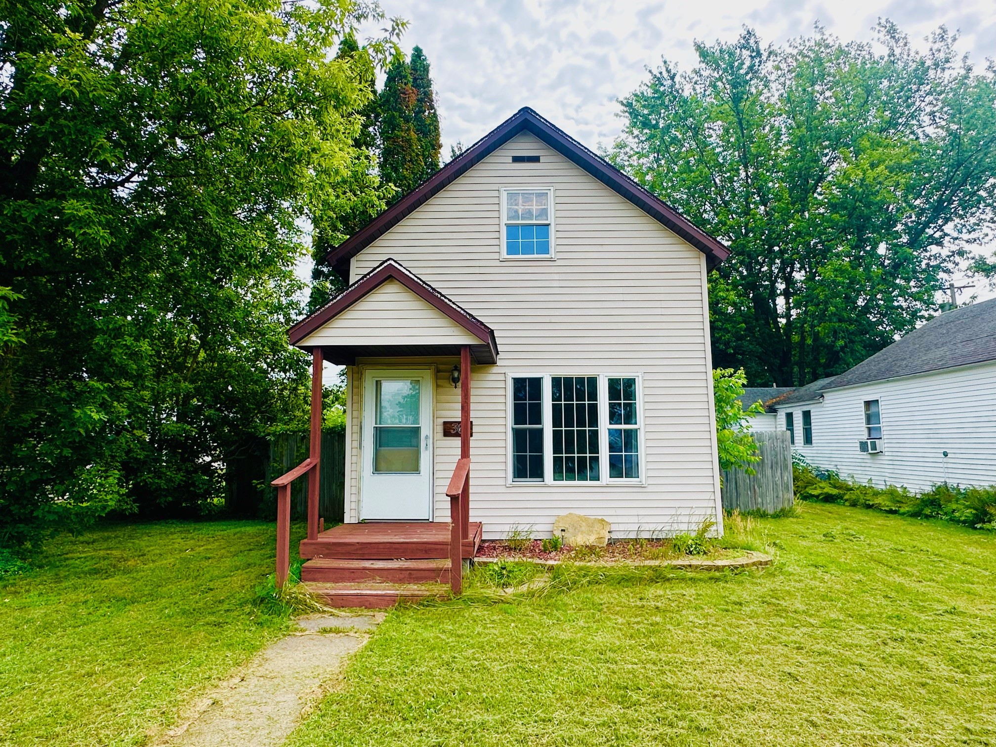36 S 10th Street Property Photo 2