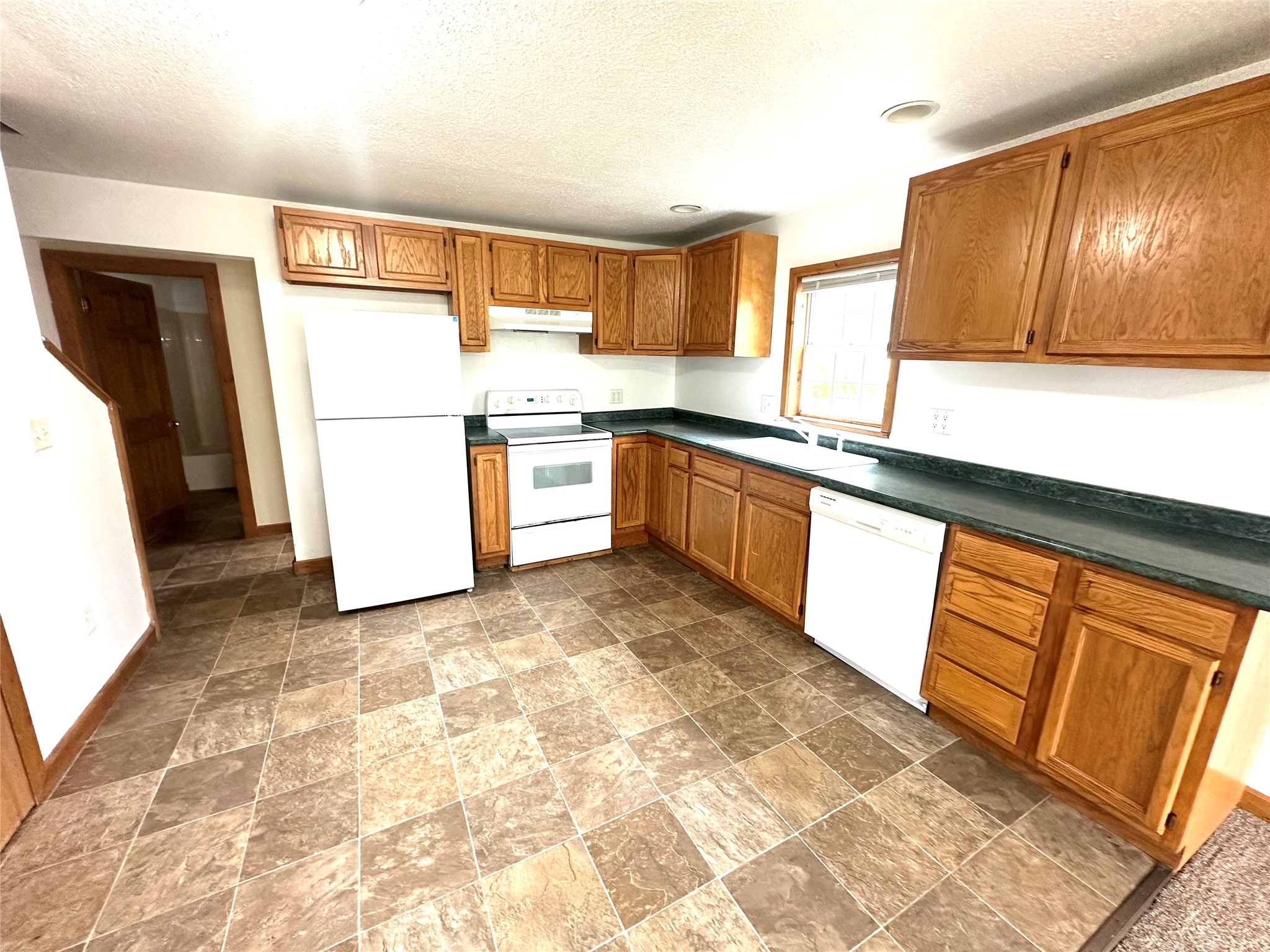 36 S 10th Street Property Photo 11