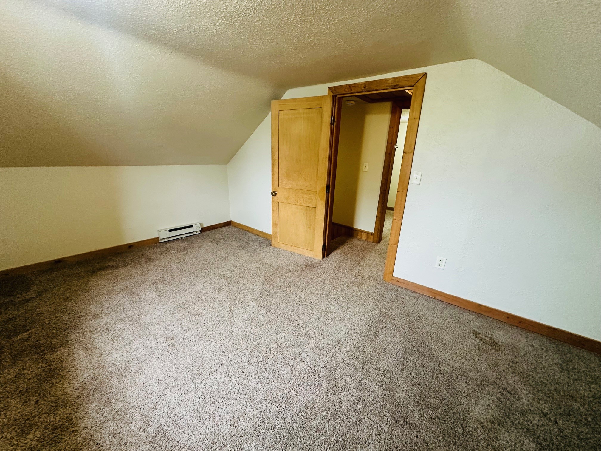 36 S 10th Street Property Photo 18