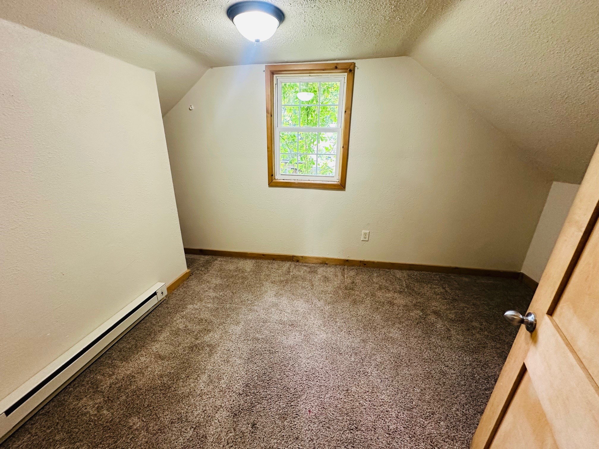 36 S 10th Street Property Photo 19
