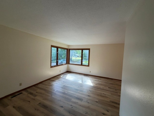5880 Crocus Lane Property Photo 8
