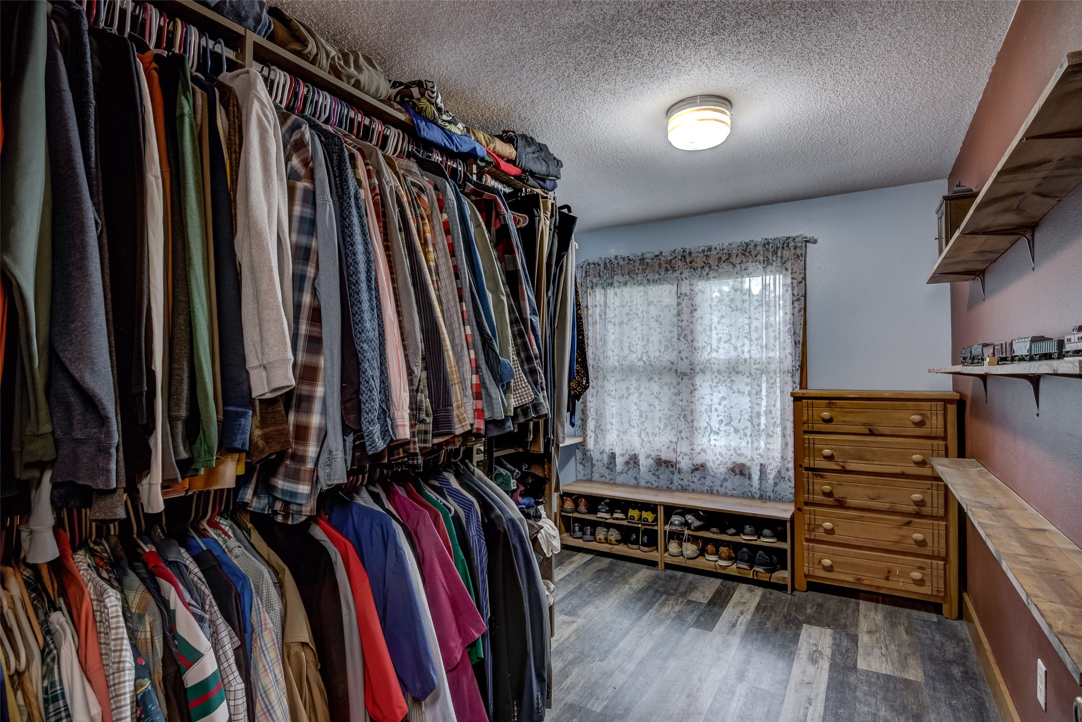 4825 N Taylor Road Property Photo 26