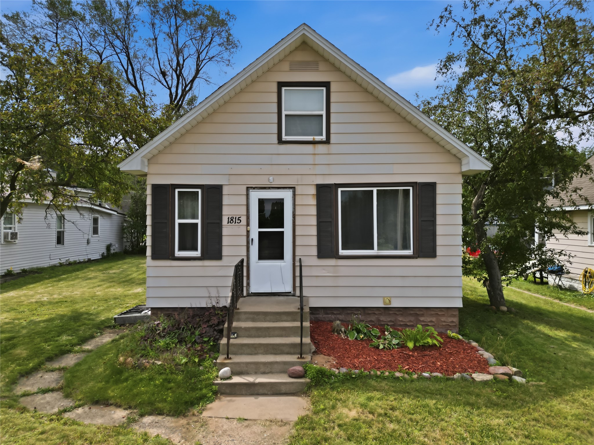 1815 Omaha Street Property Photo 1