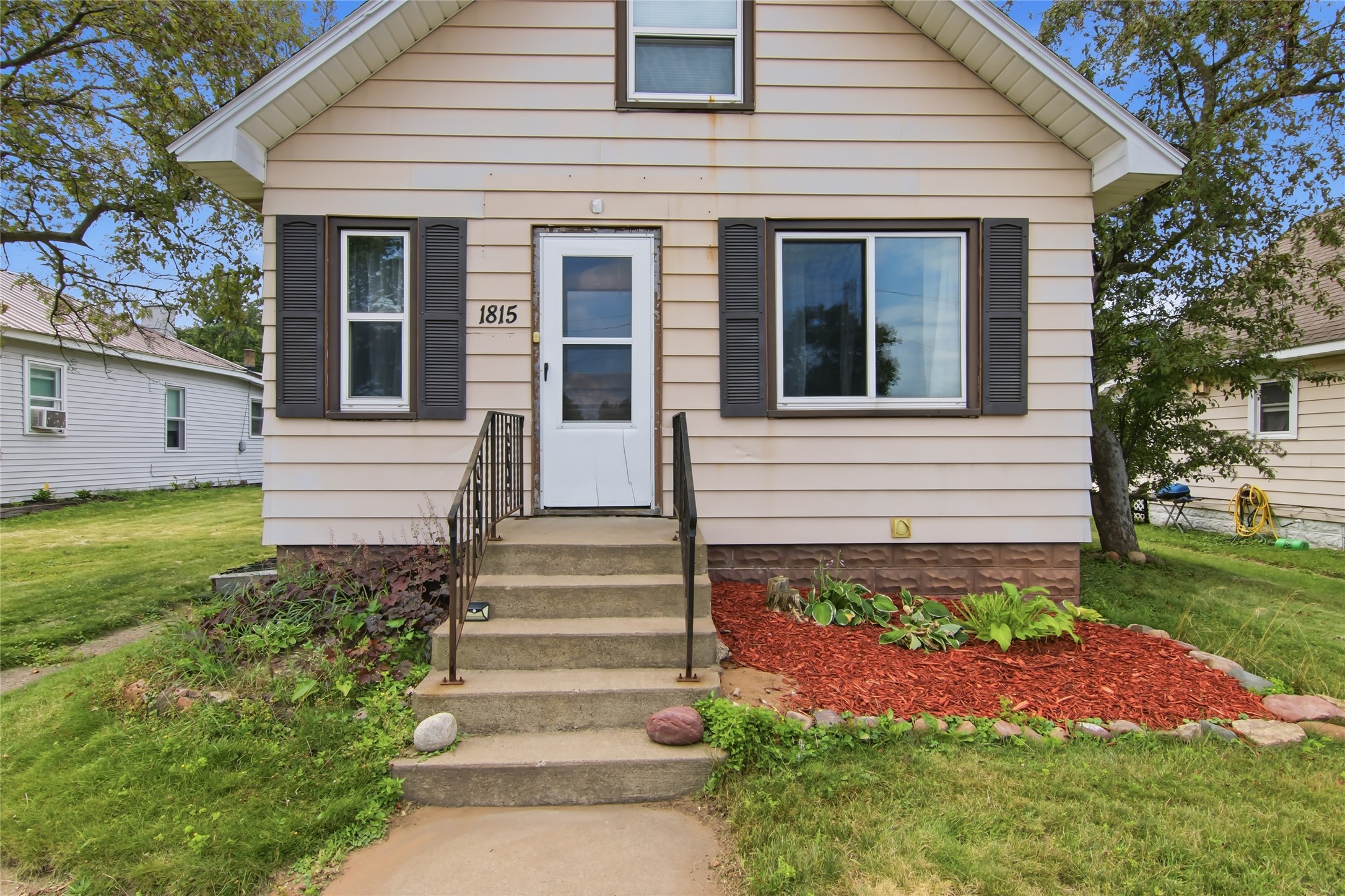 1815 Omaha Street Property Photo 6