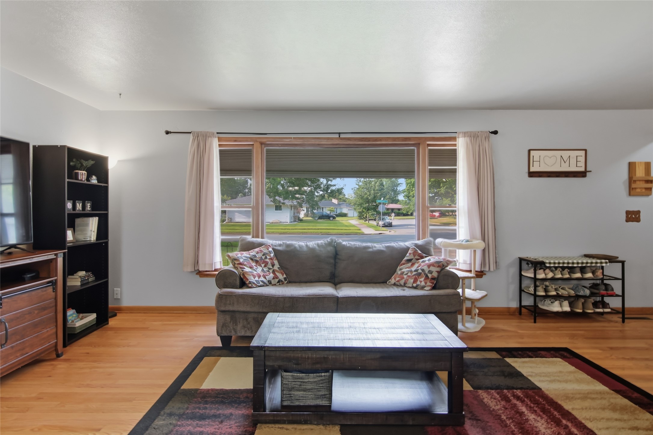 904 E Lexington Boulevard Property Photo 7