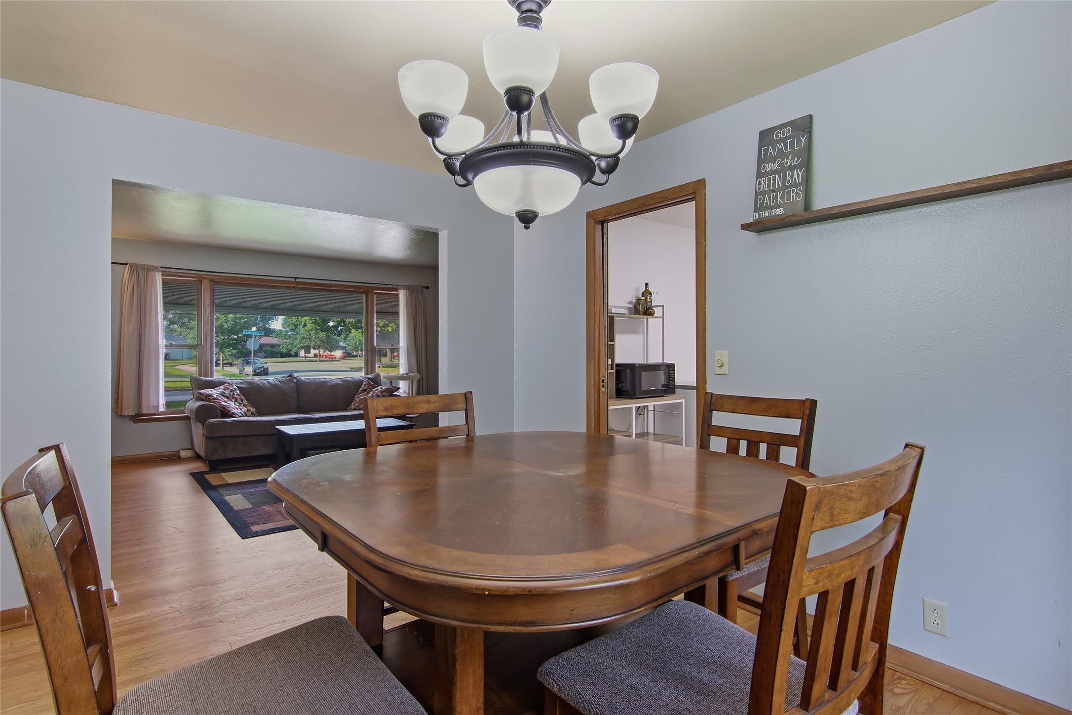 904 E Lexington Boulevard Property Photo 16