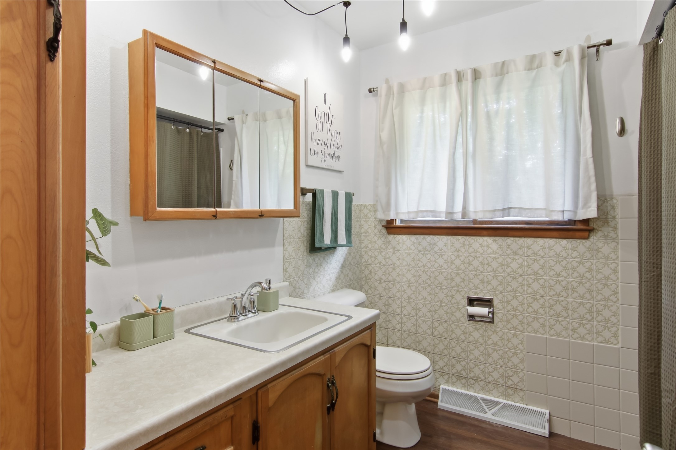 904 E Lexington Boulevard Property Photo 25